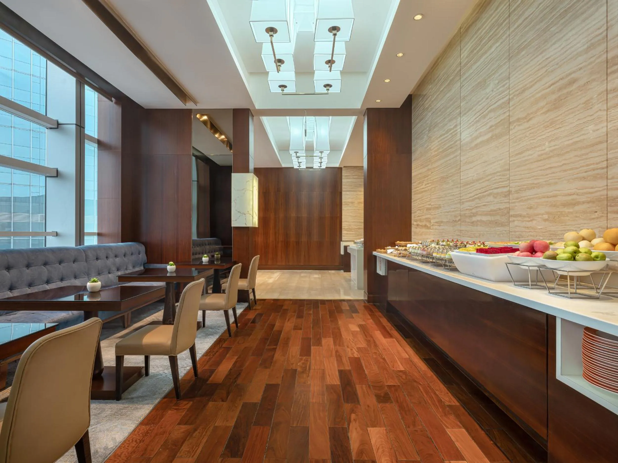 Lounge or bar in Sheraton Guangzhou Hotel