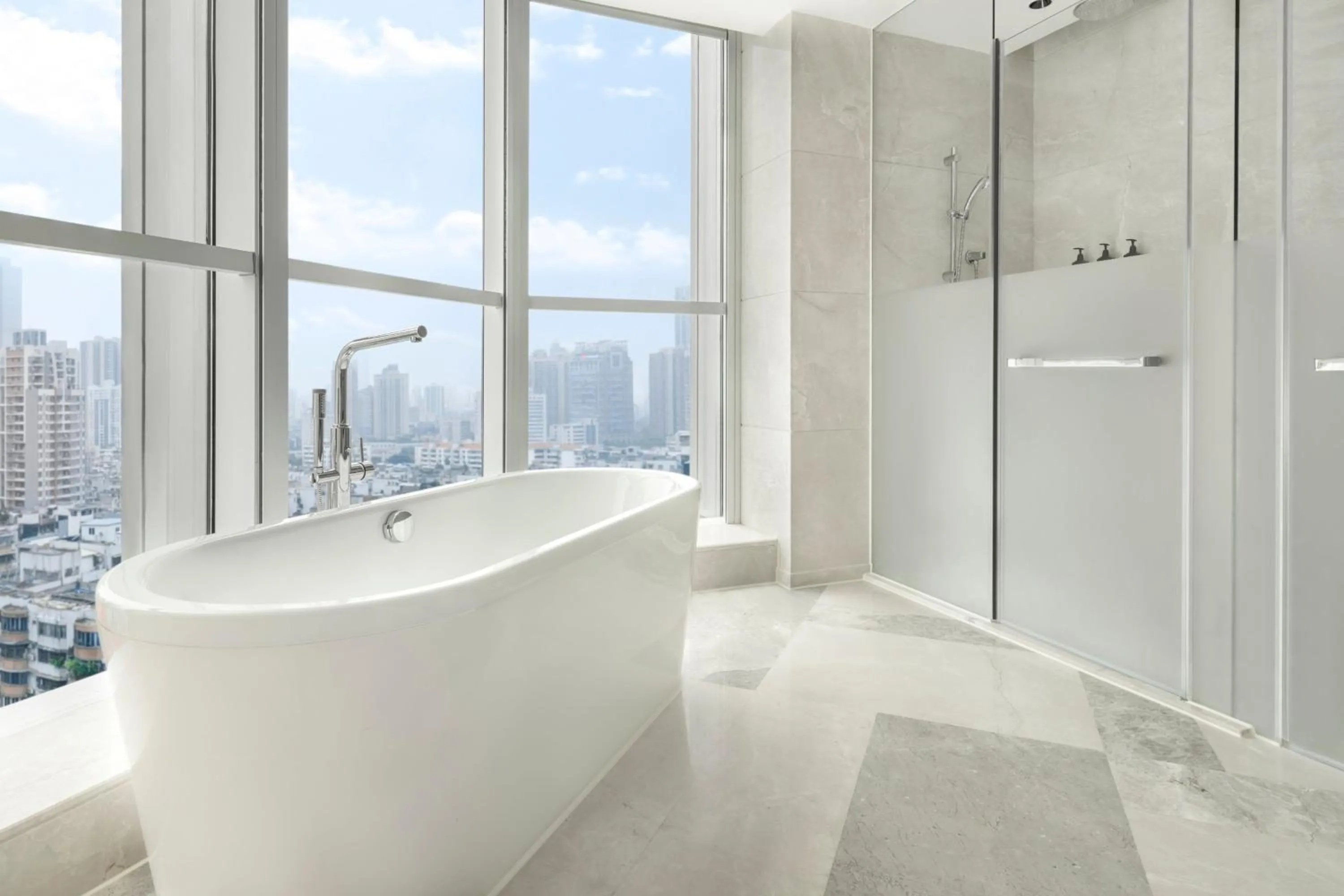 Photo of the whole room in Sheraton Guangzhou Hotel