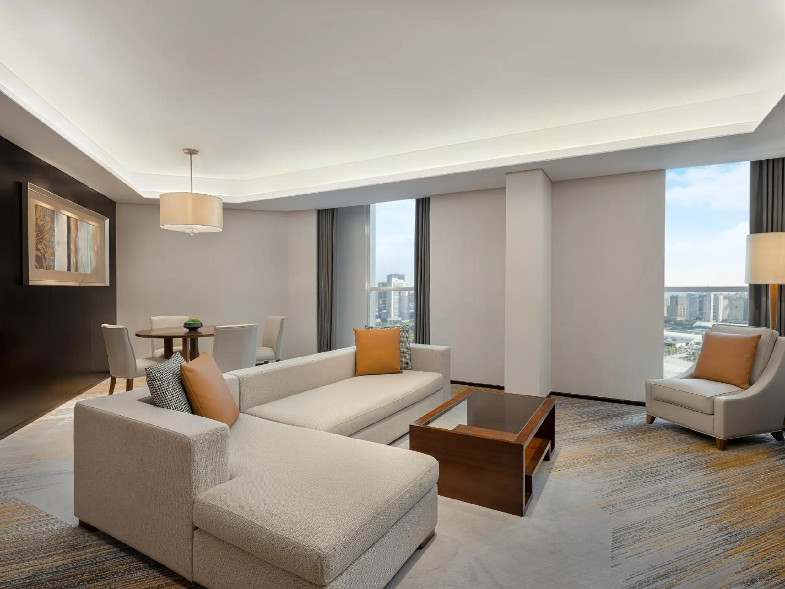 Living room in Sheraton Guangzhou Hotel