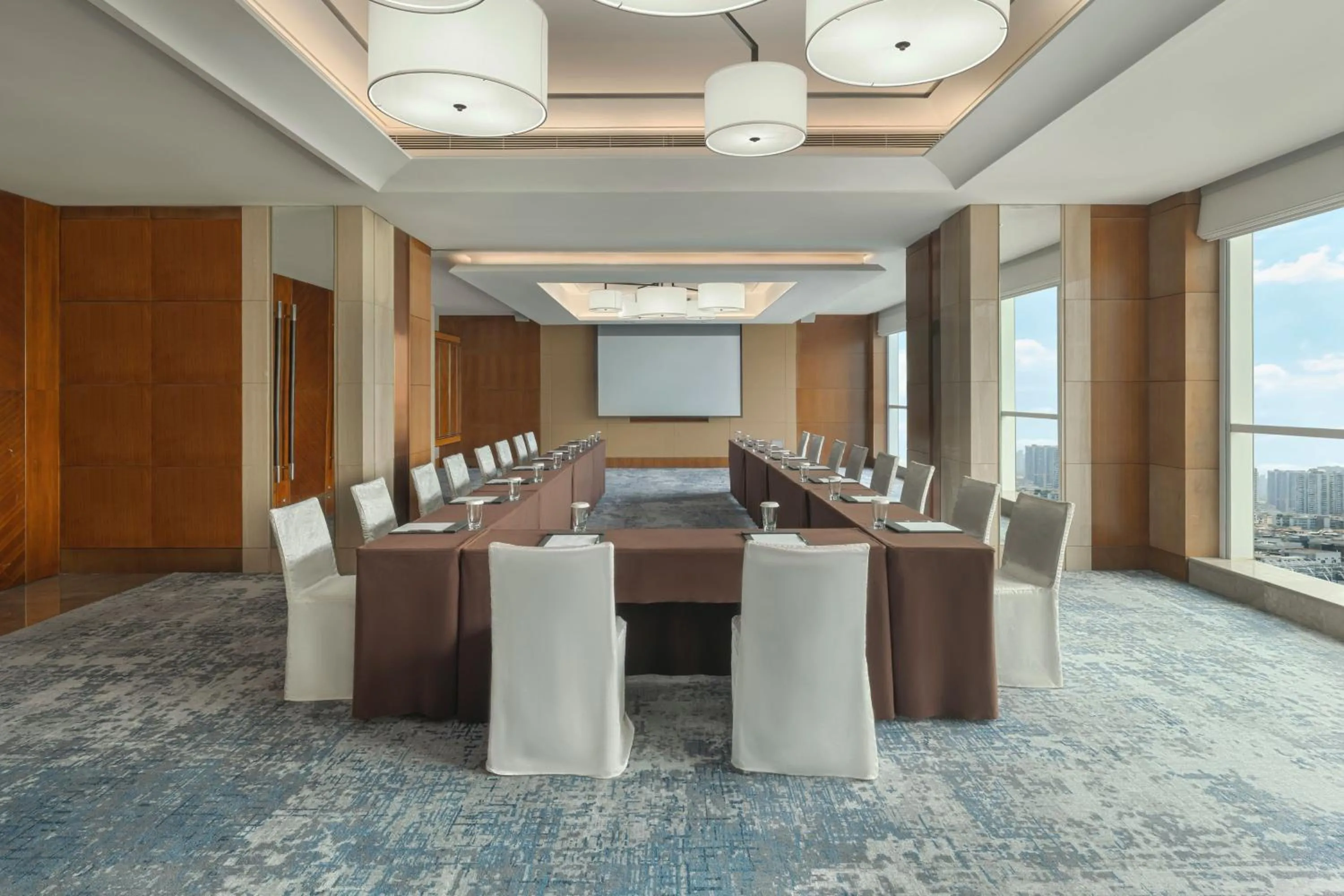 Meeting/conference room in Sheraton Guangzhou Hotel