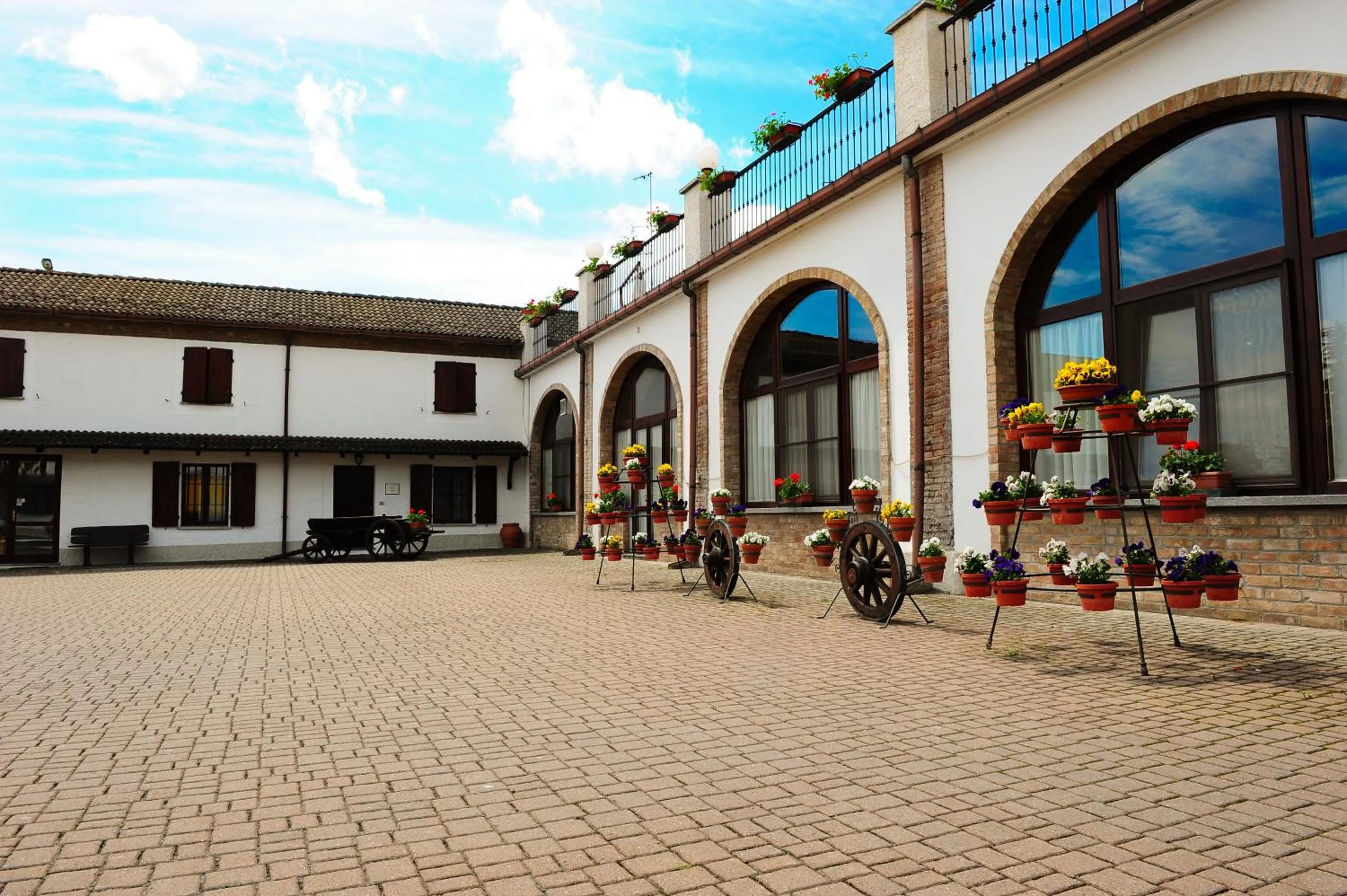 Facade/entrance in Il Carrettino Country Hotel