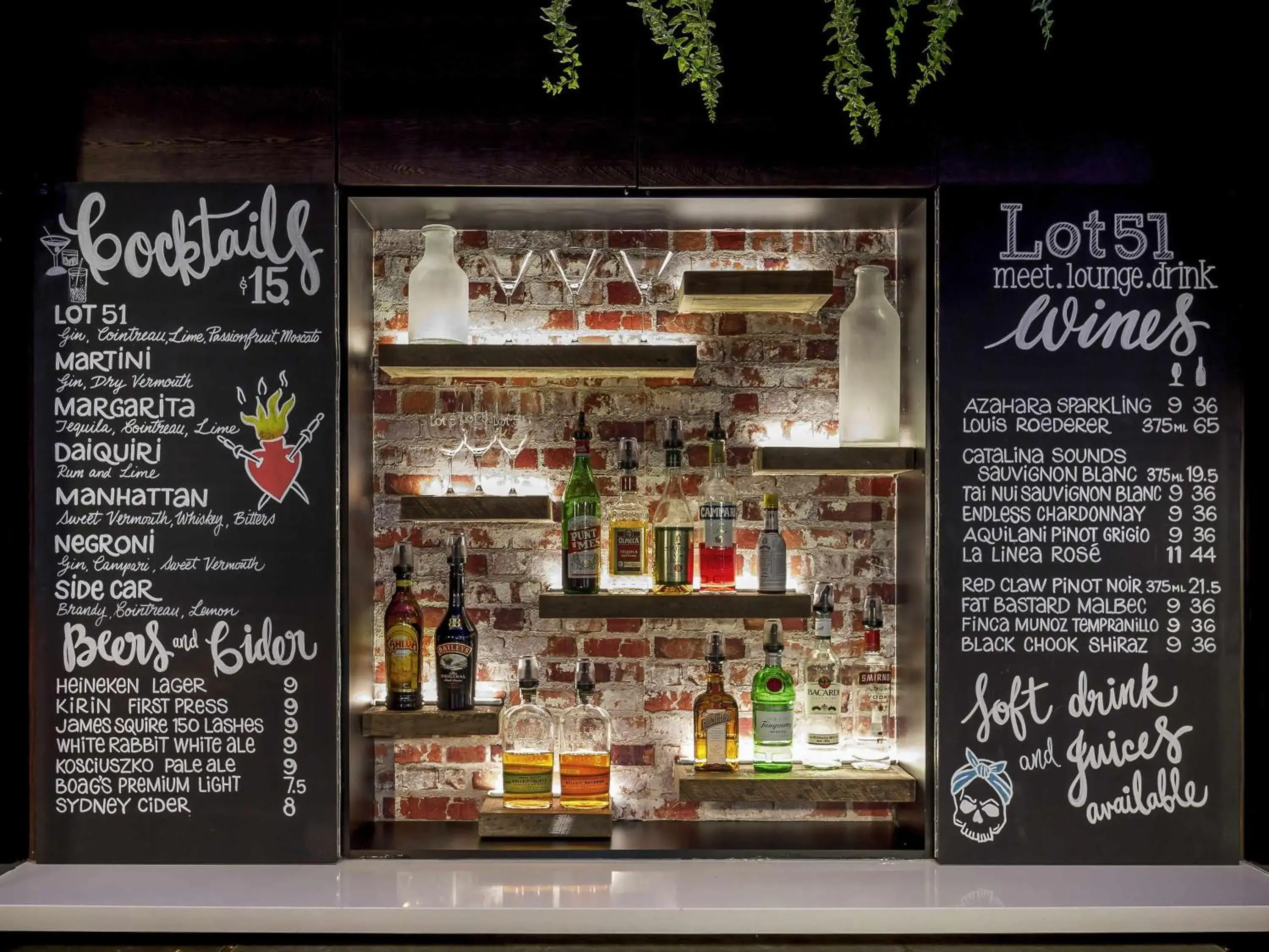 Lounge or bar in ibis Sydney Barangaroo Lounge or bar in ibis Sydney Barangaroo