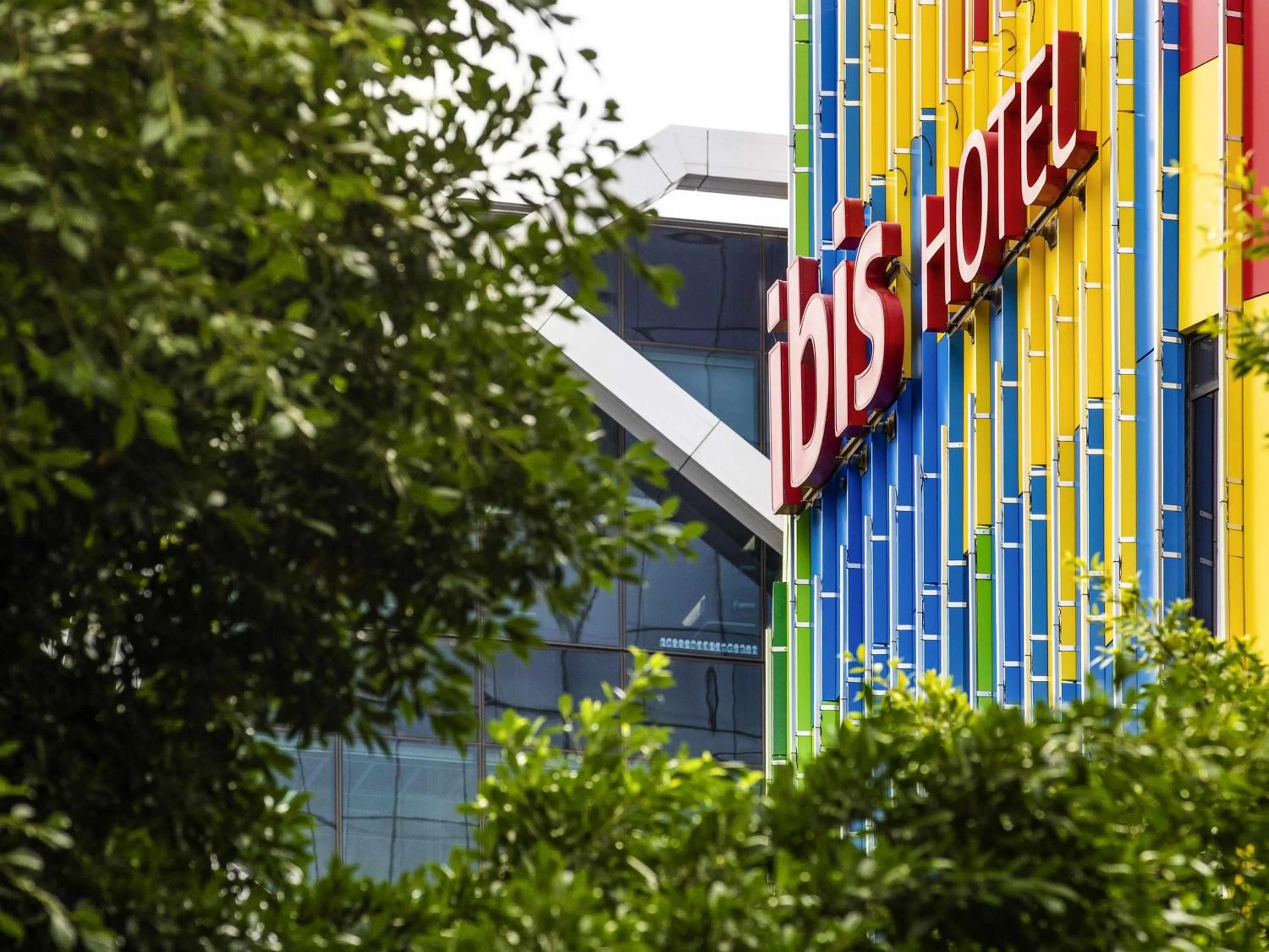 Property building in ibis Sydney Barangaroo