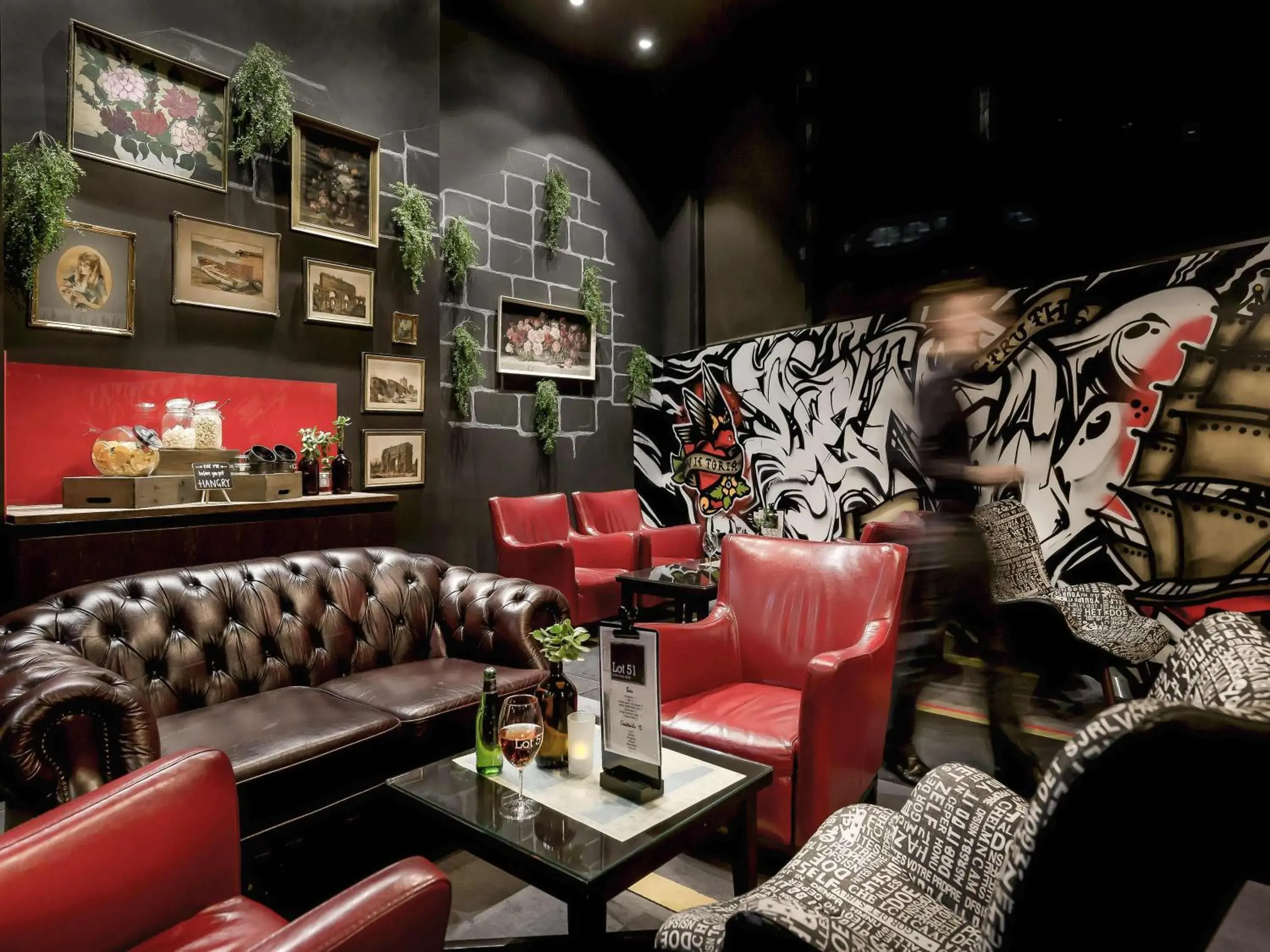 Lounge or bar in ibis Sydney Barangaroo Lounge or bar in ibis Sydney Barangaroo