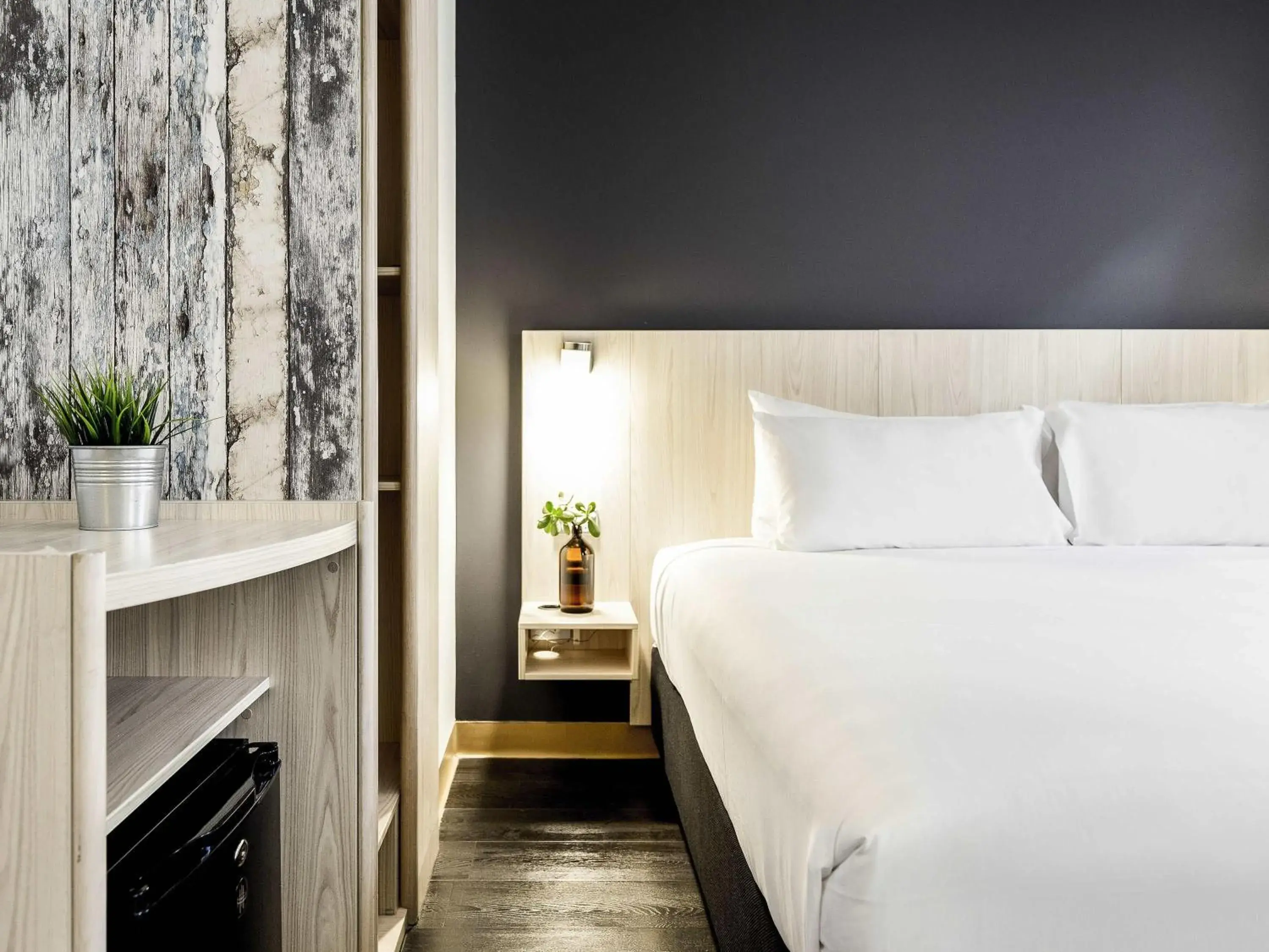 Bedroom, Bed in ibis Sydney Barangaroo Bedroom, Bed in ibis Sydney Barangaroo