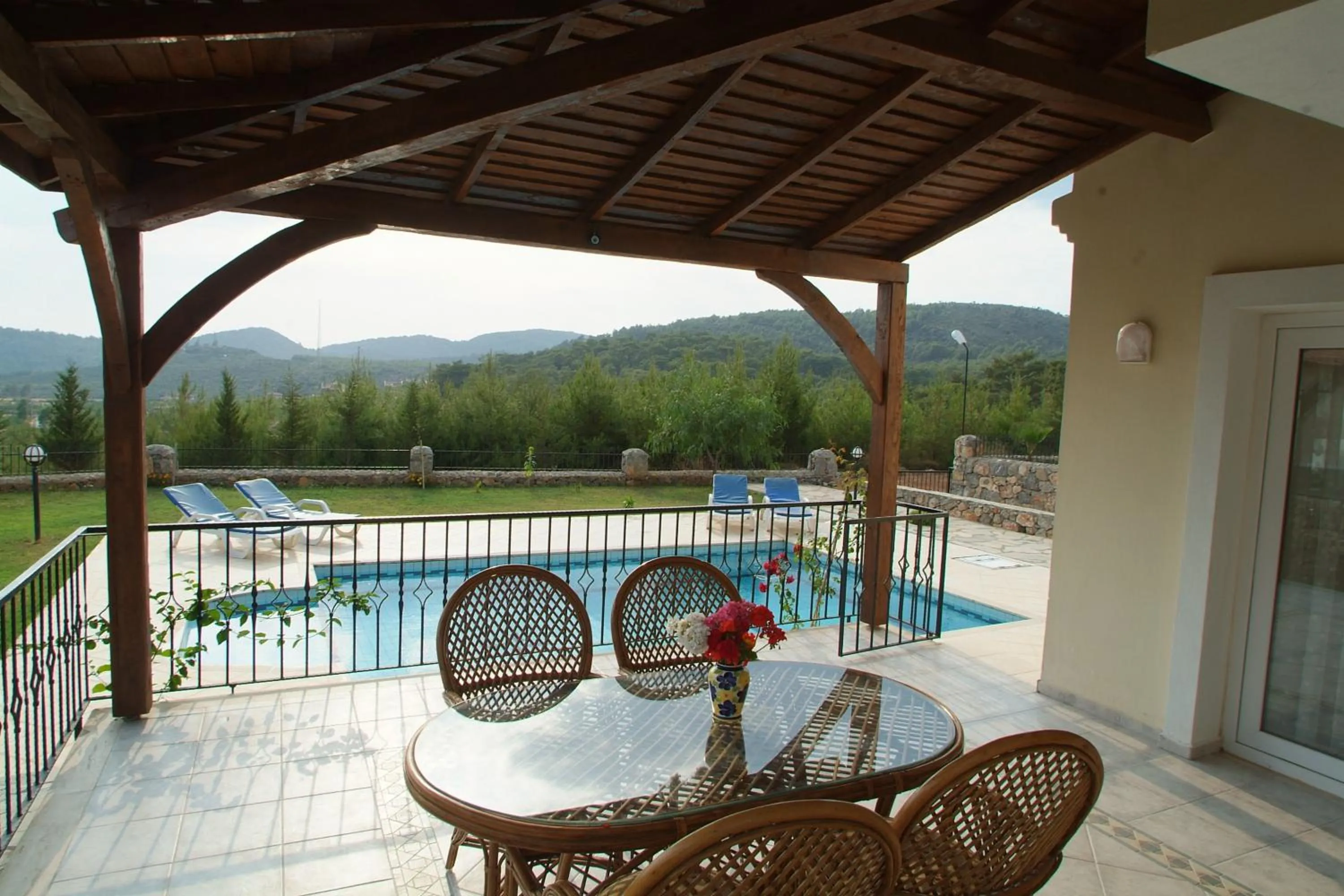 Balcony/Terrace in Sea Breeze Hotel and Apartments