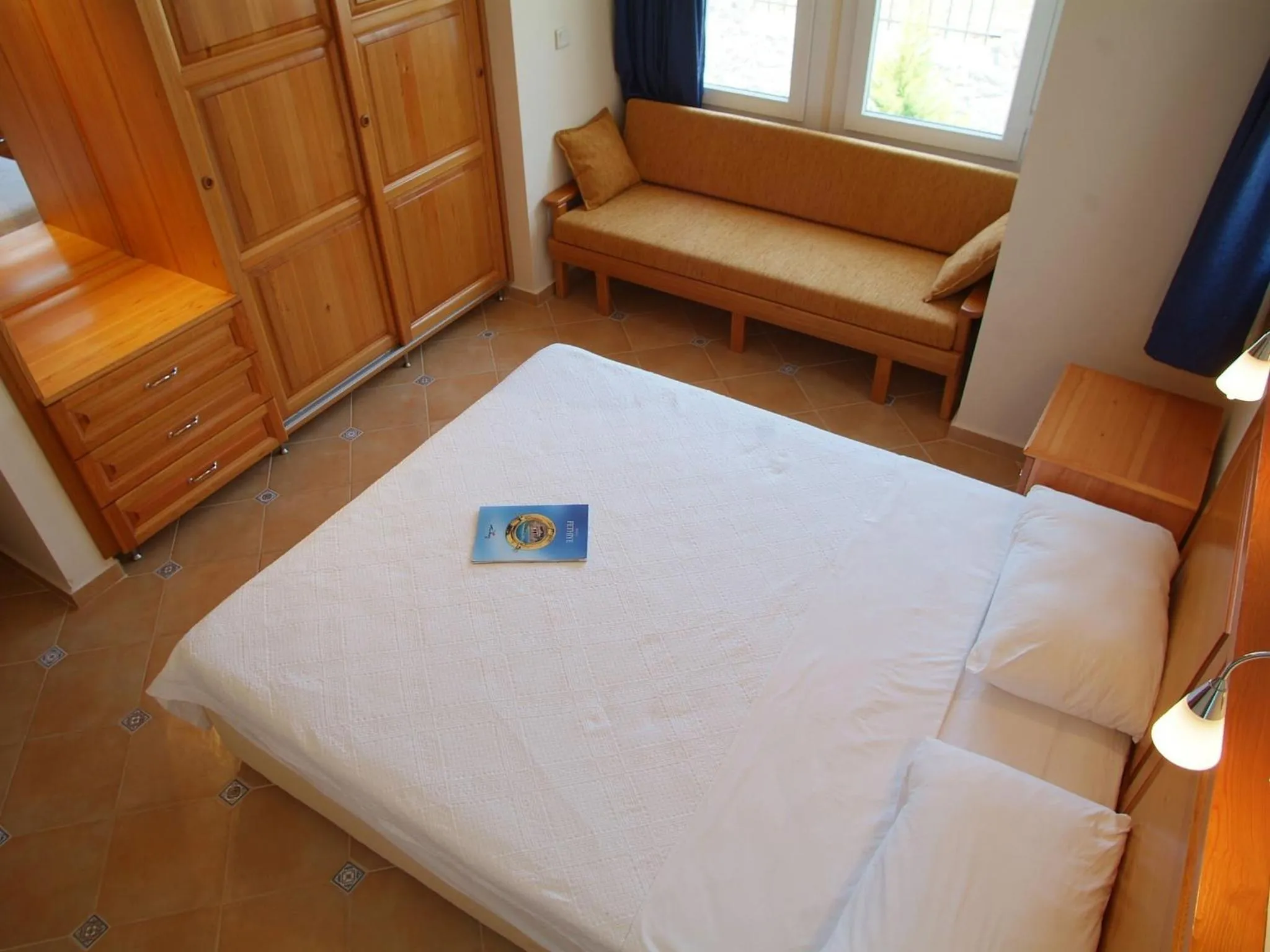 Photo of the whole room, Bed in Sea Breeze Hotel and Apartments