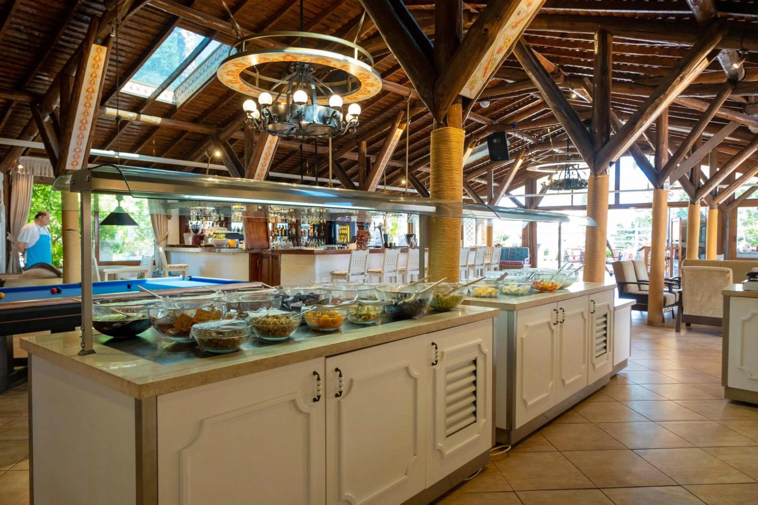 Sea Breeze Hotel and Apartments