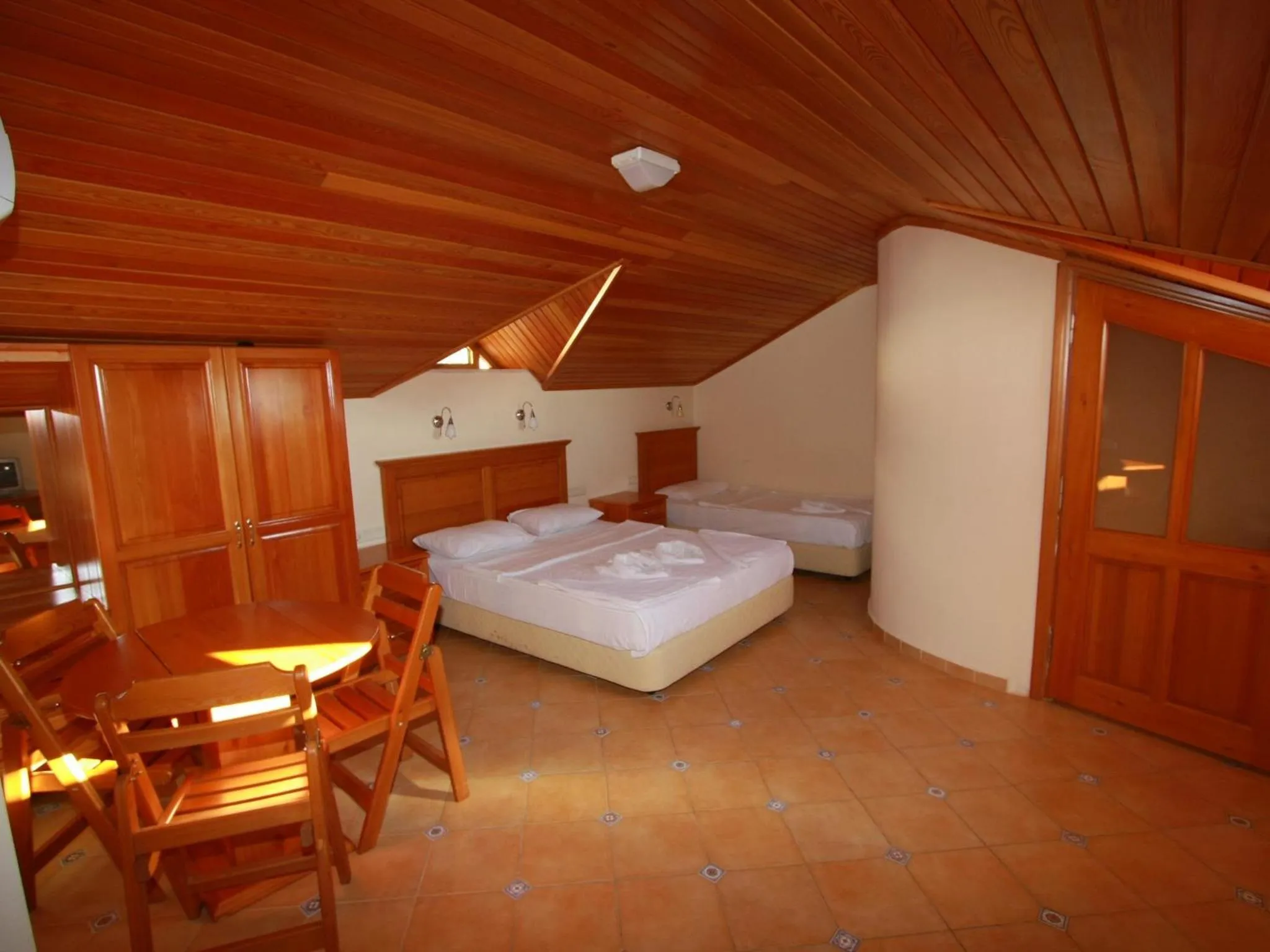 Photo of the whole room, Bed in Sea Breeze Hotel and Apartments