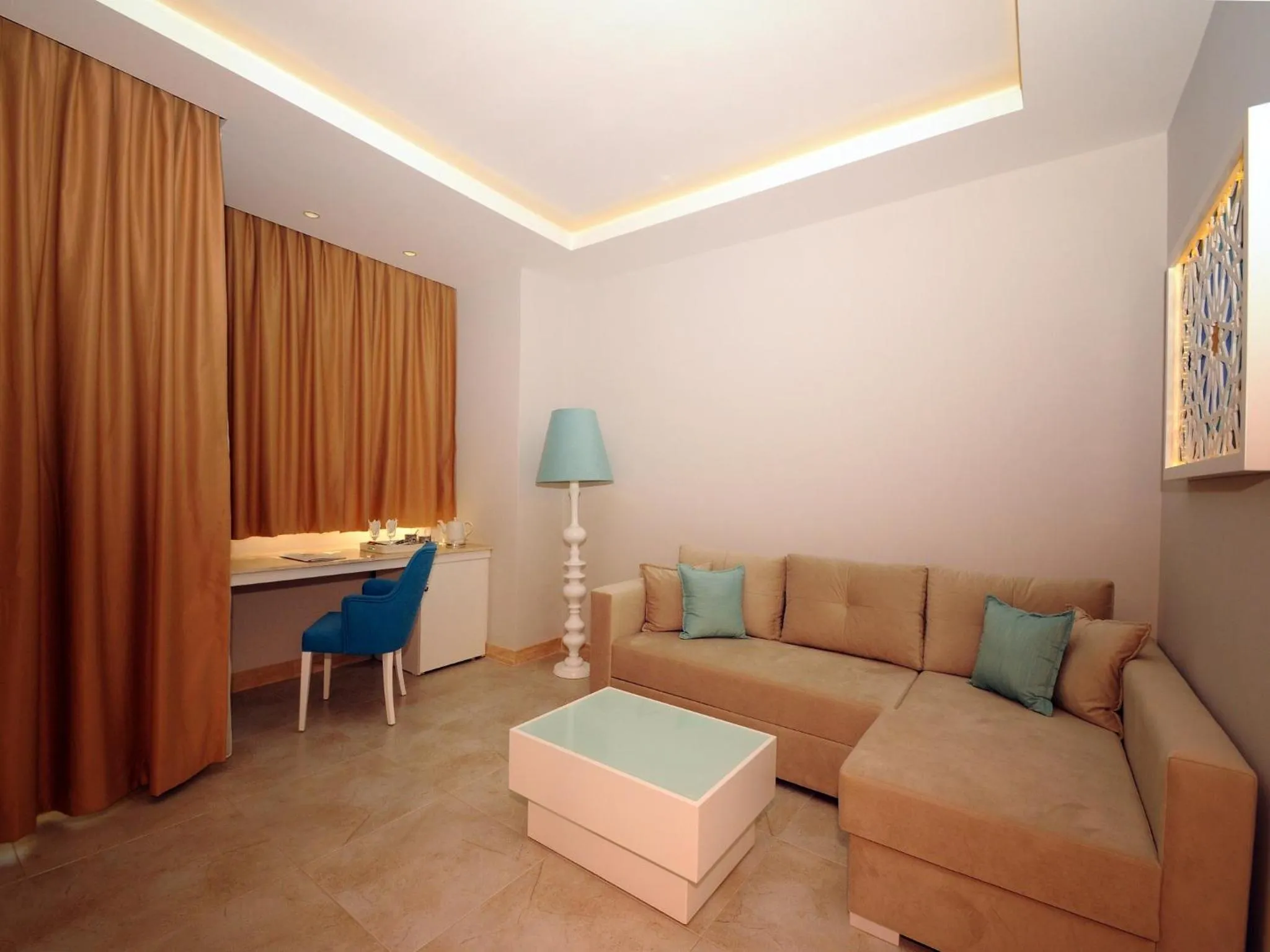 Seating area in Sea Breeze Hotel and Apartments