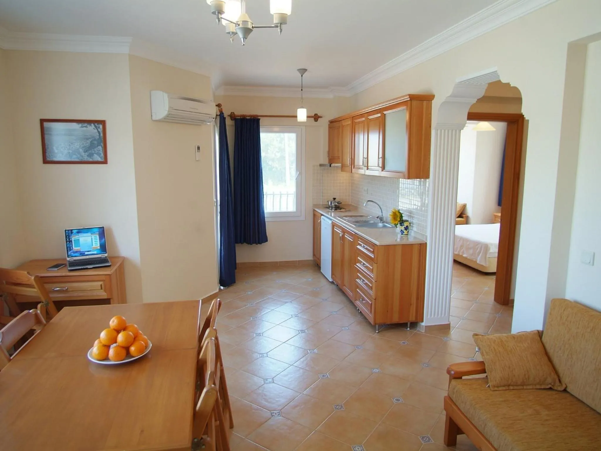 Kitchen or kitchenette in Sea Breeze Hotel and Apartments