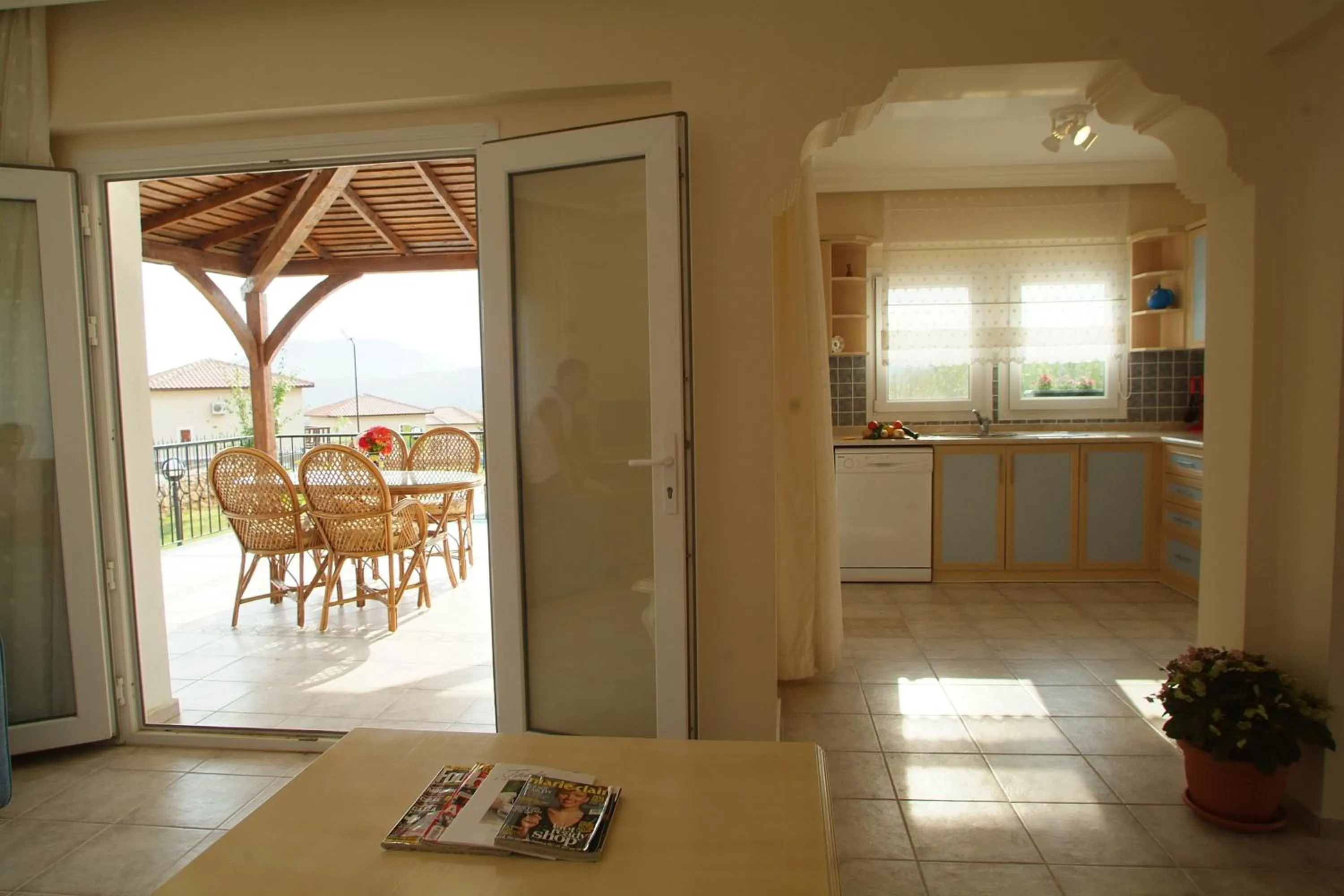 Living room in Sea Breeze Hotel and Apartments