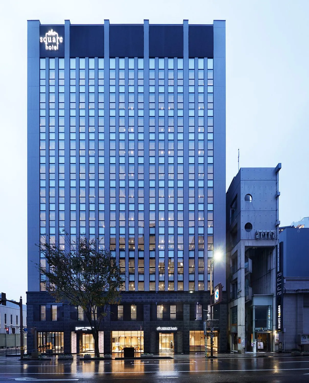 Property building in the square hotel KANAZAWA