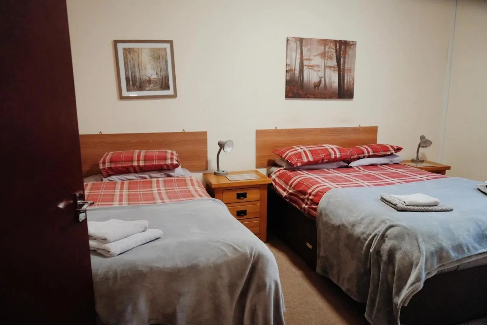 Bed in The Waverley Hotel