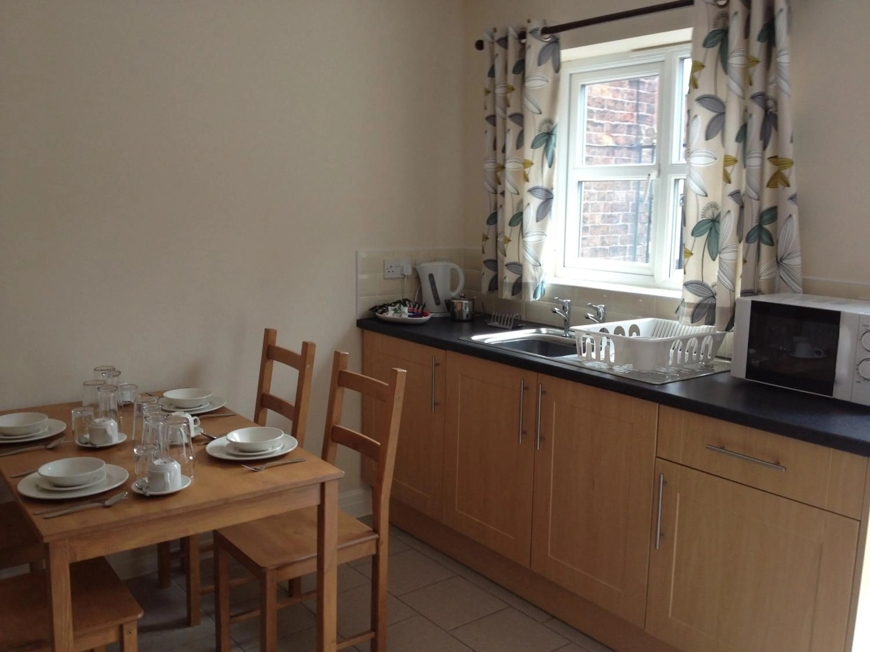 Kitchen or kitchenette in The Waverley Hotel
