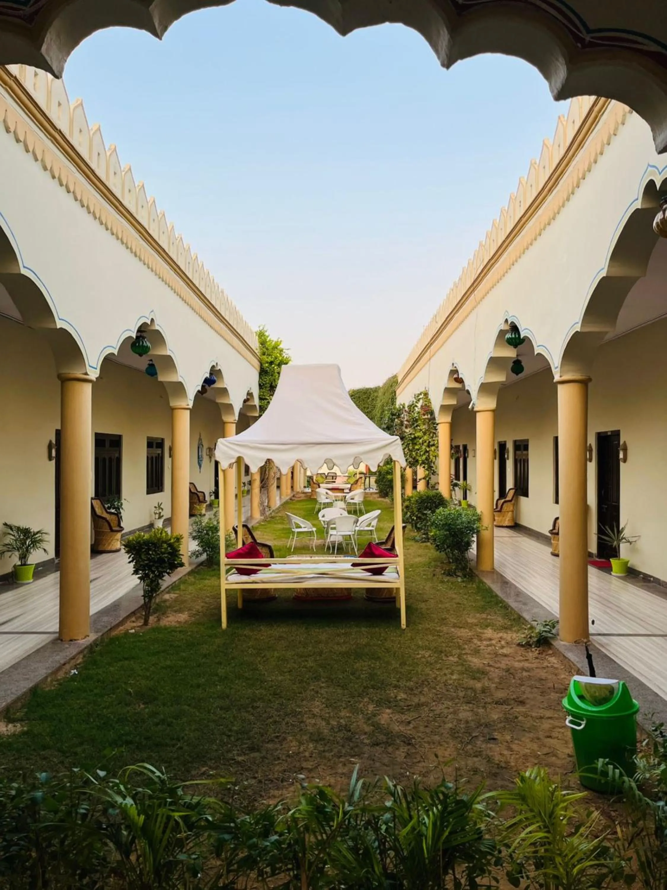 Garden in Hotel Mewad Haveli Pushkar