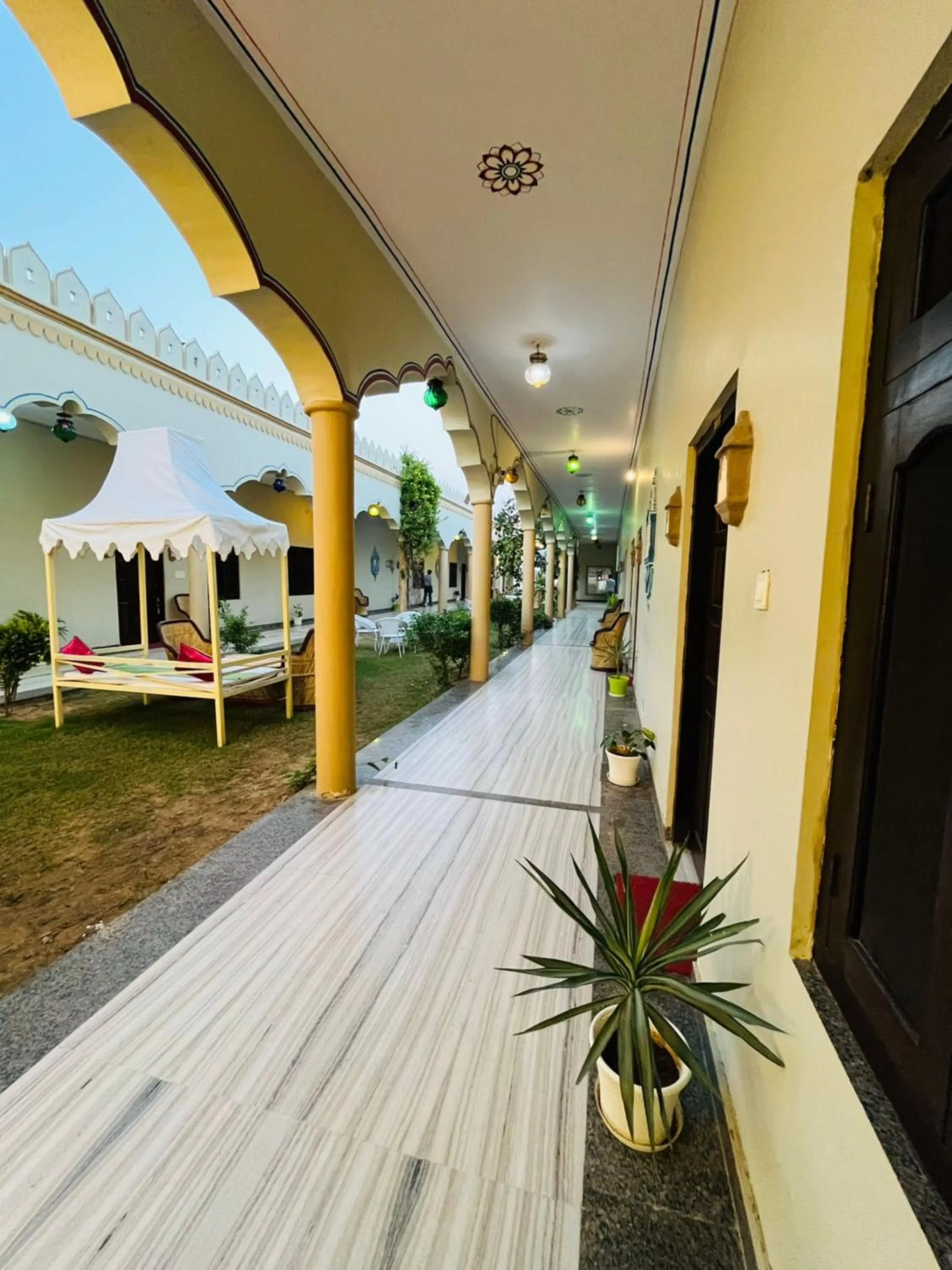 Garden in Hotel Mewad Haveli Pushkar