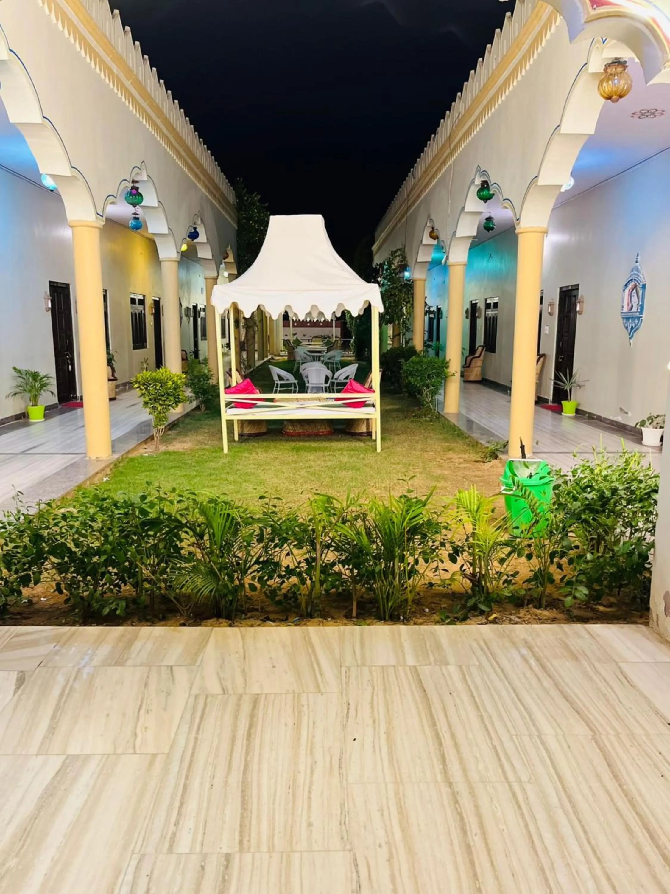 Garden in Hotel Mewad Haveli Pushkar