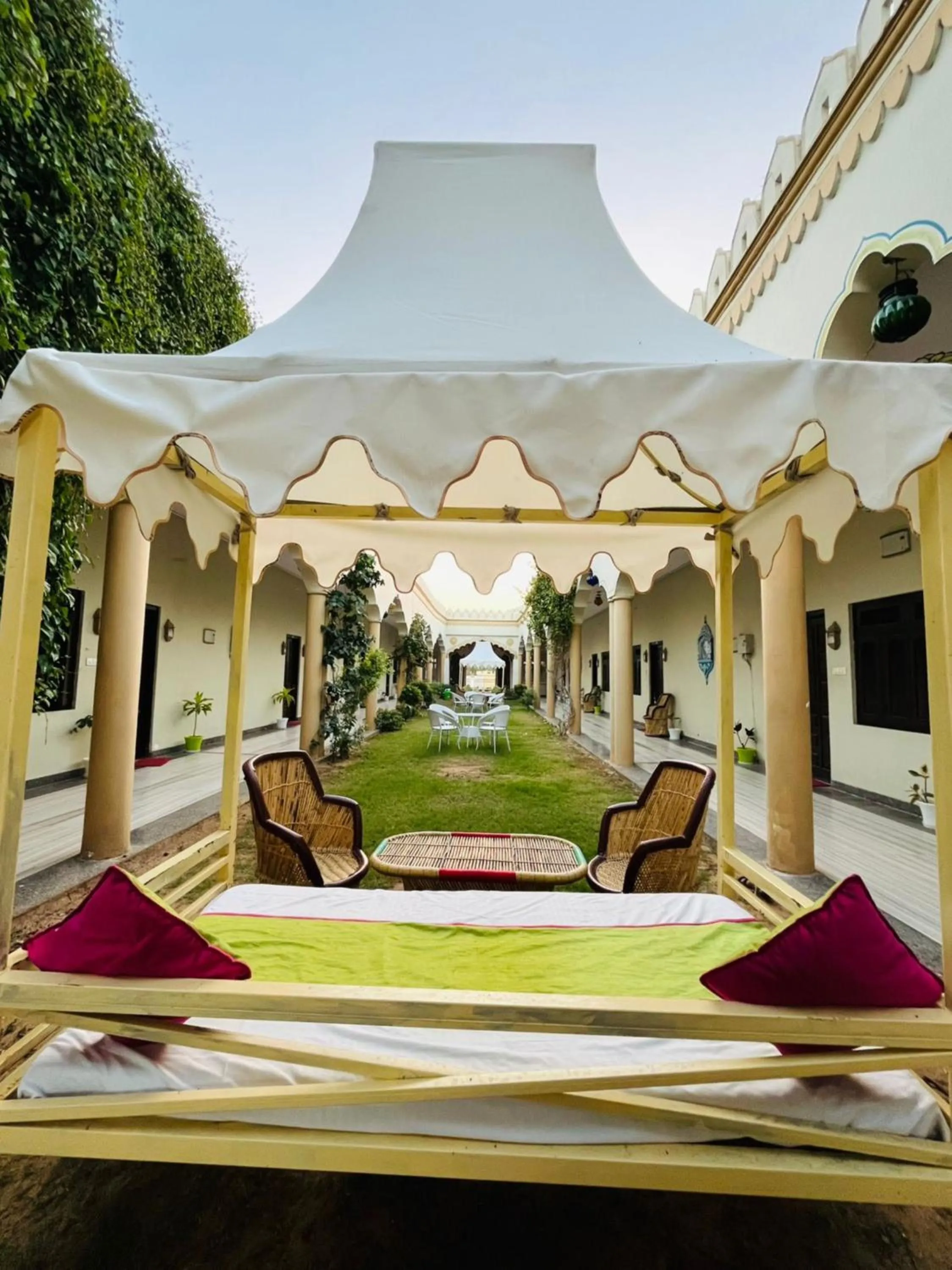 Garden in Hotel Mewad Haveli Pushkar