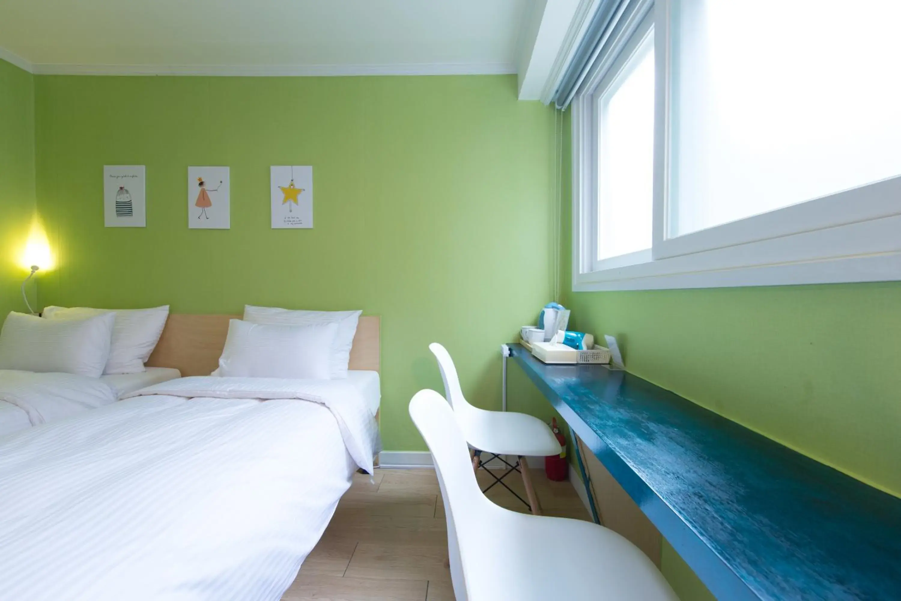 Bed in Travel Monster Bed in Travel Monster