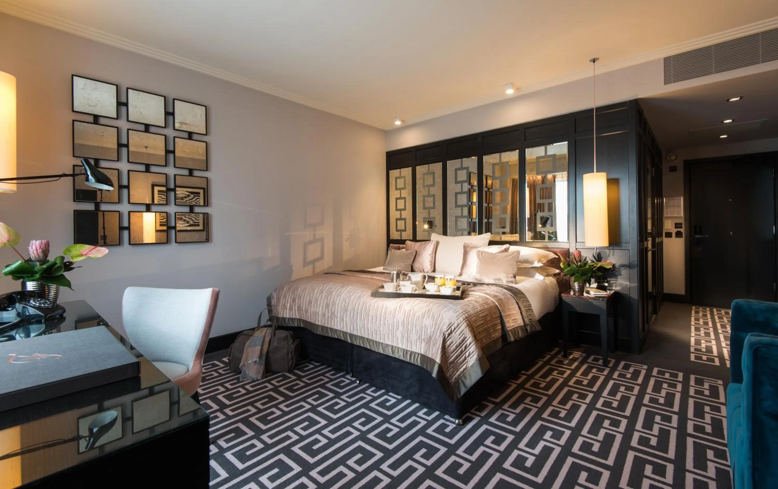 Bedroom, Bed in The Fitzwilliam Hotel Belfast