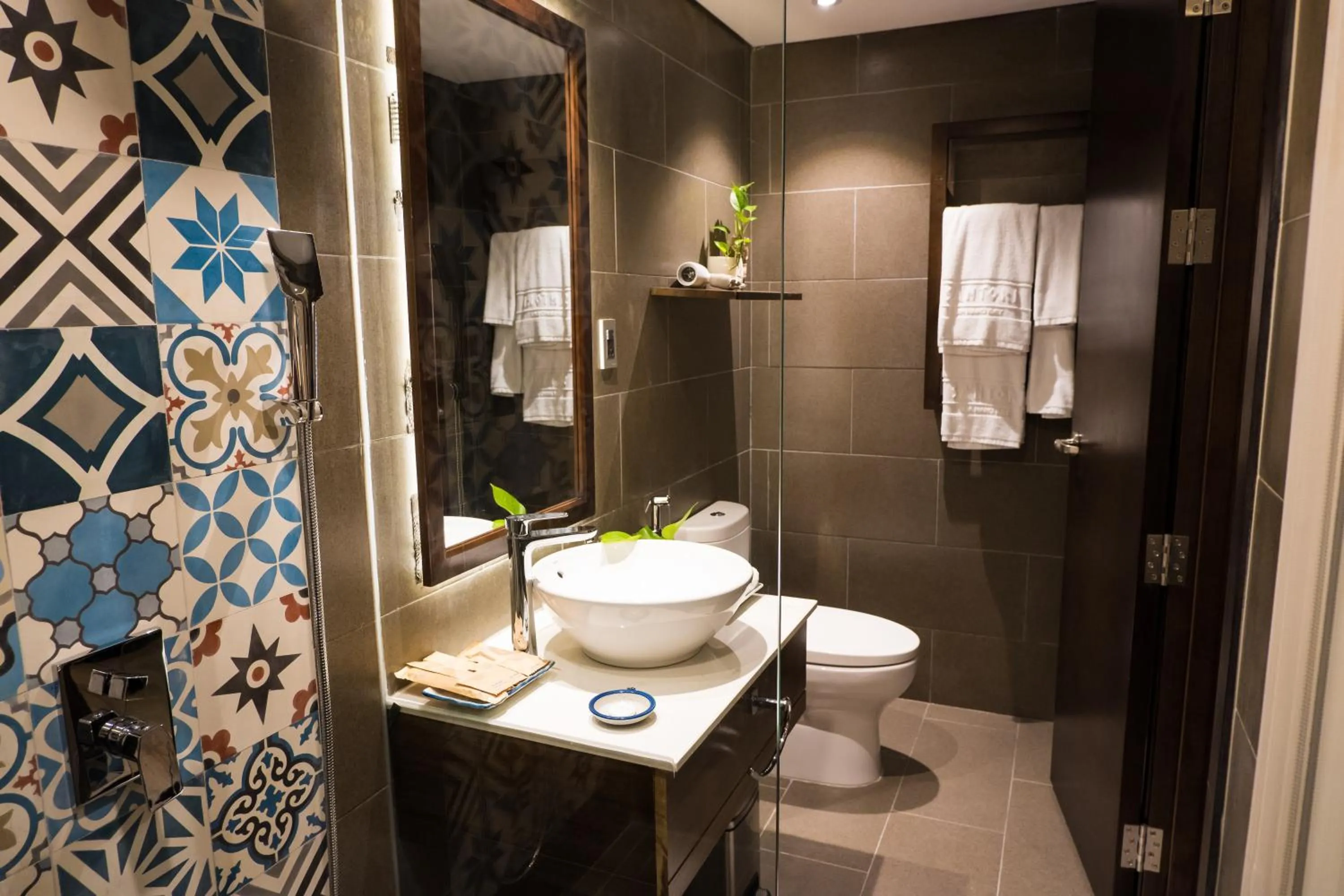 Toilet in Santori Hotel Da Nang Bay