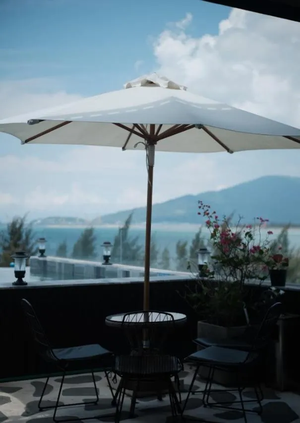 Swimming pool in Santori Hotel Da Nang Bay