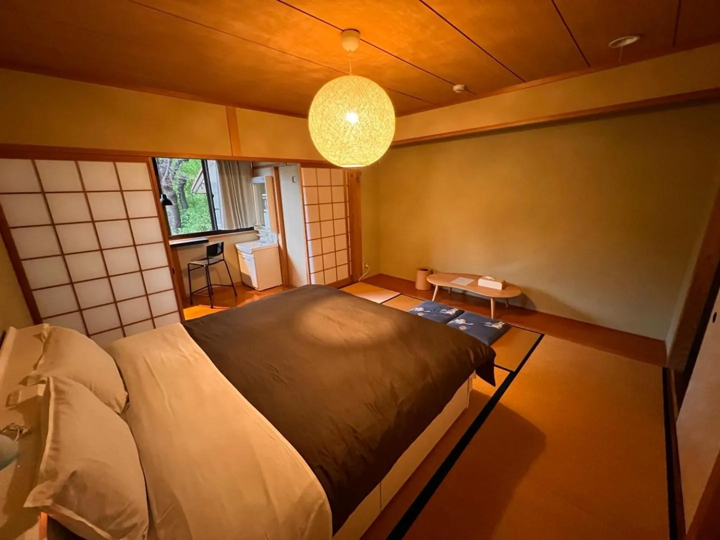 Bed in Yufuin Hoshinosato