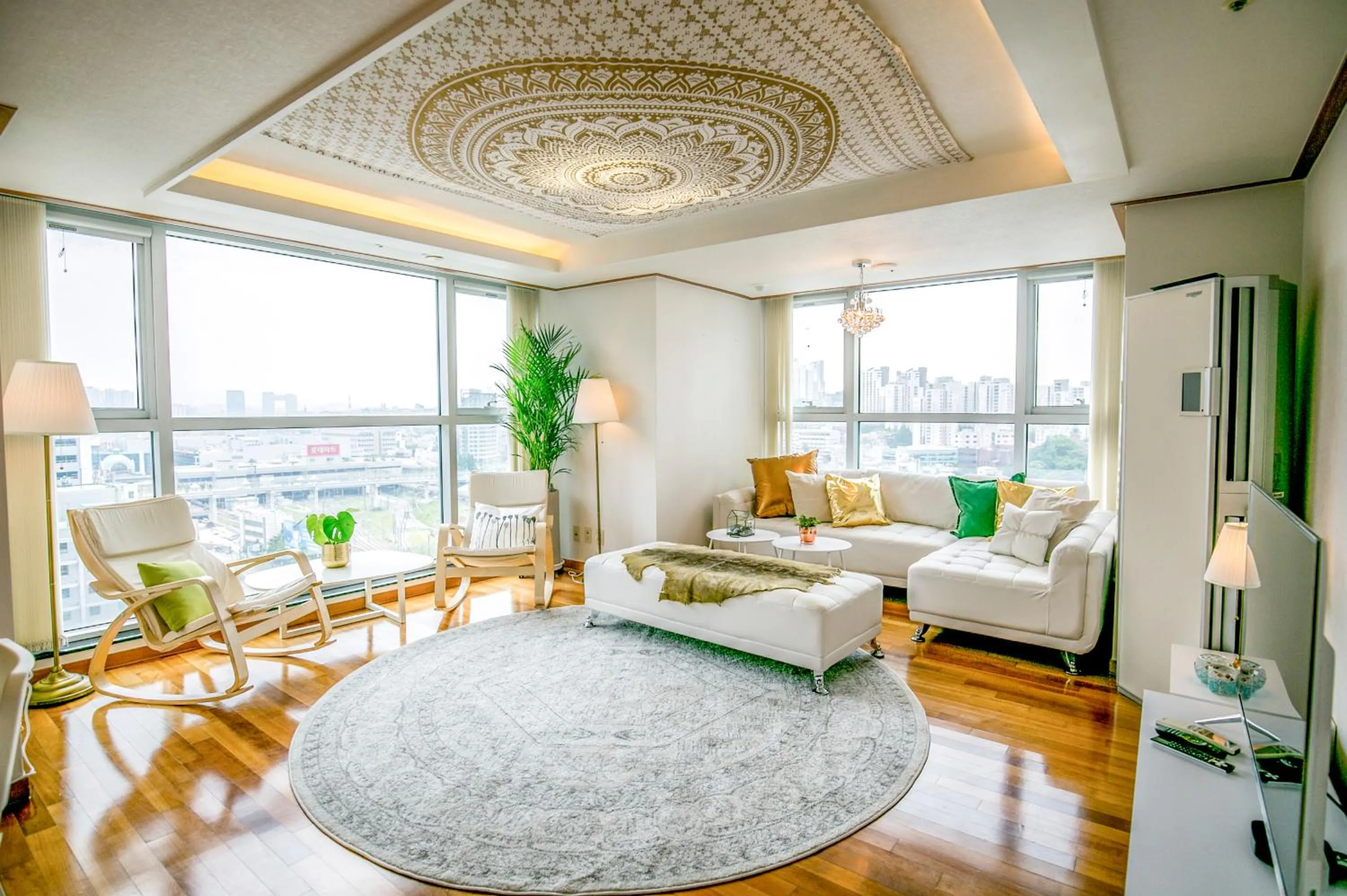 SJ Tailored Service Apartment near Seoul Station