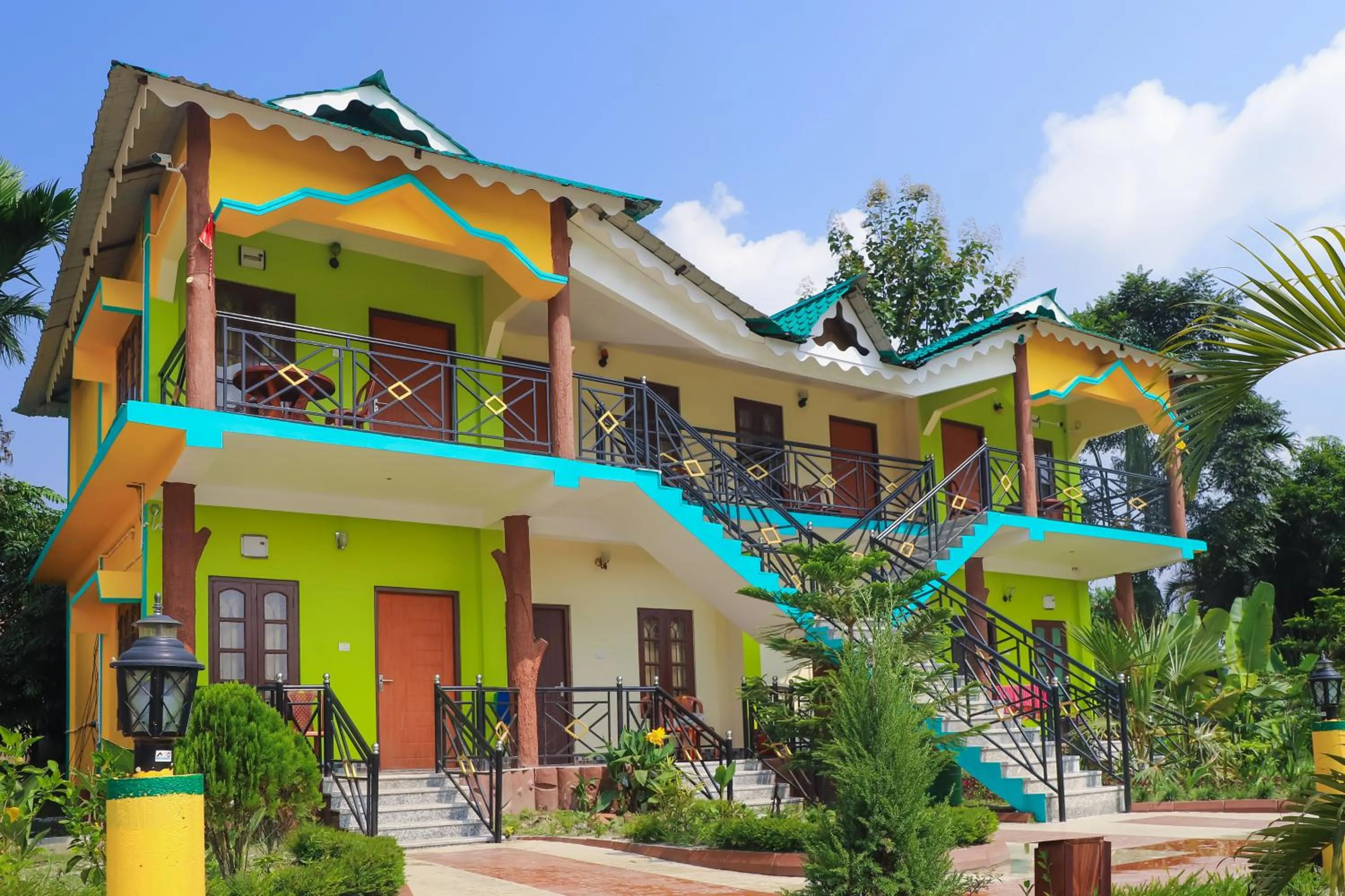 Property building in Resort Trimurti