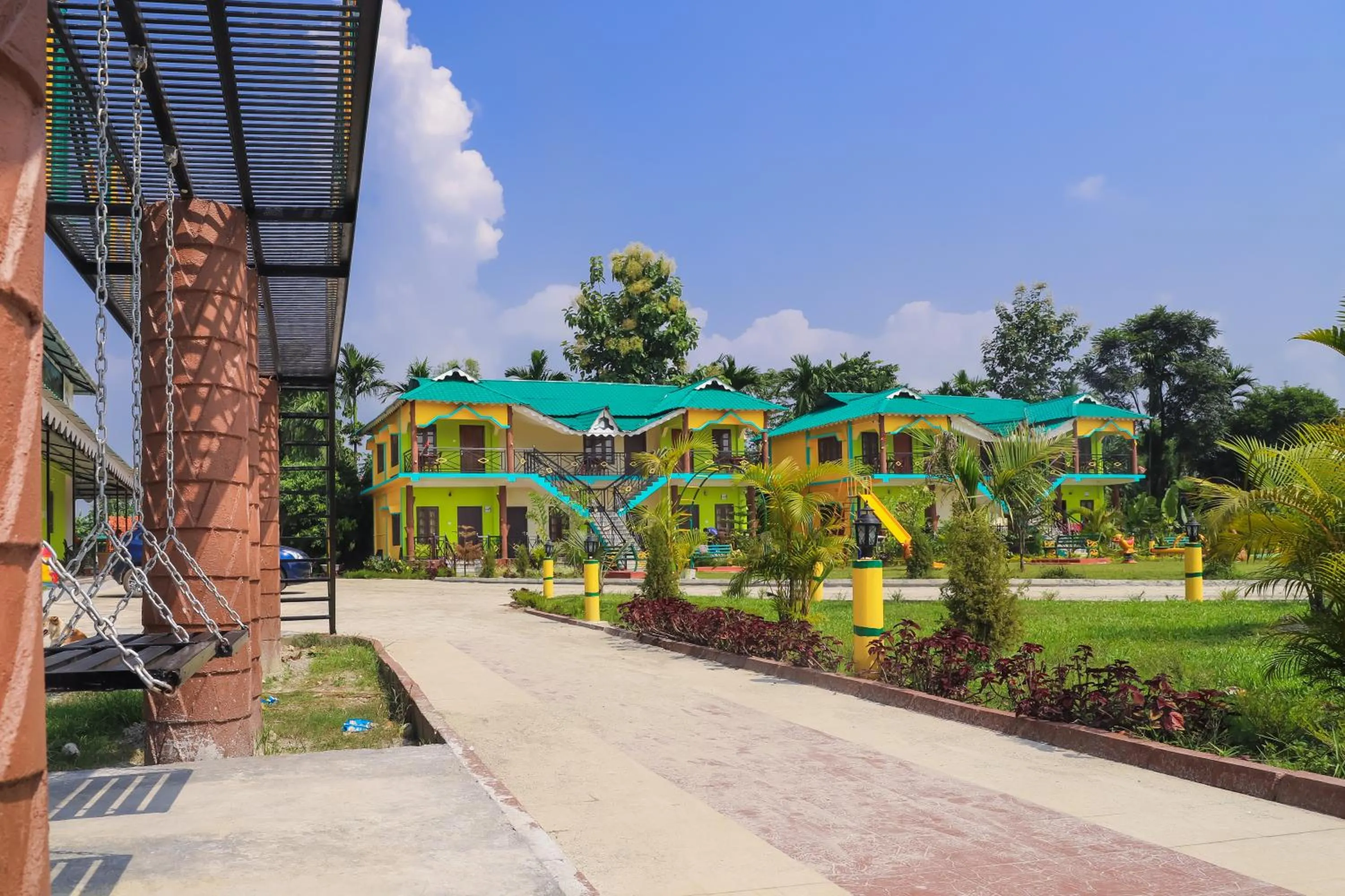 Property building in Resort Trimurti