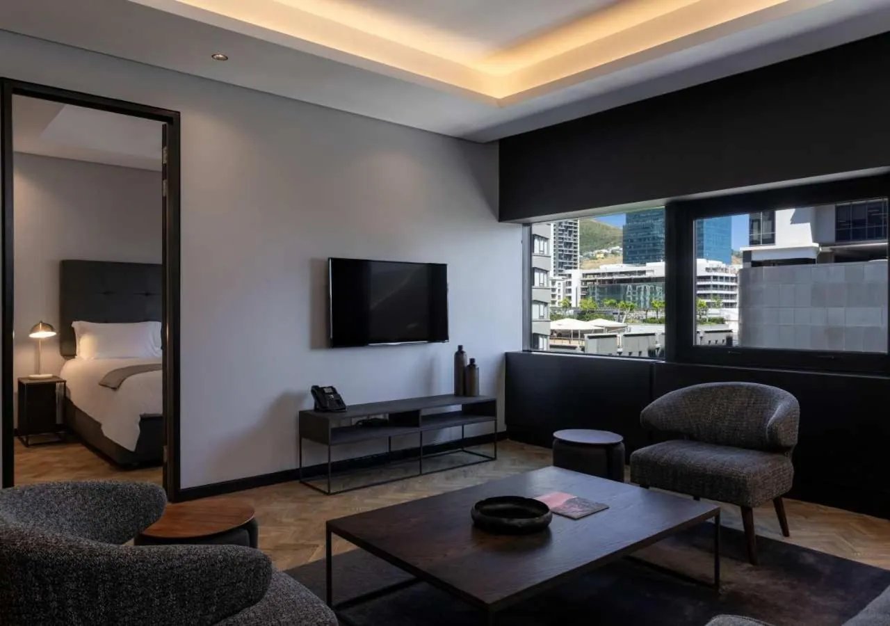 TV and multimedia, Bed in The Onyx Apartment Hotel by NEWMARK