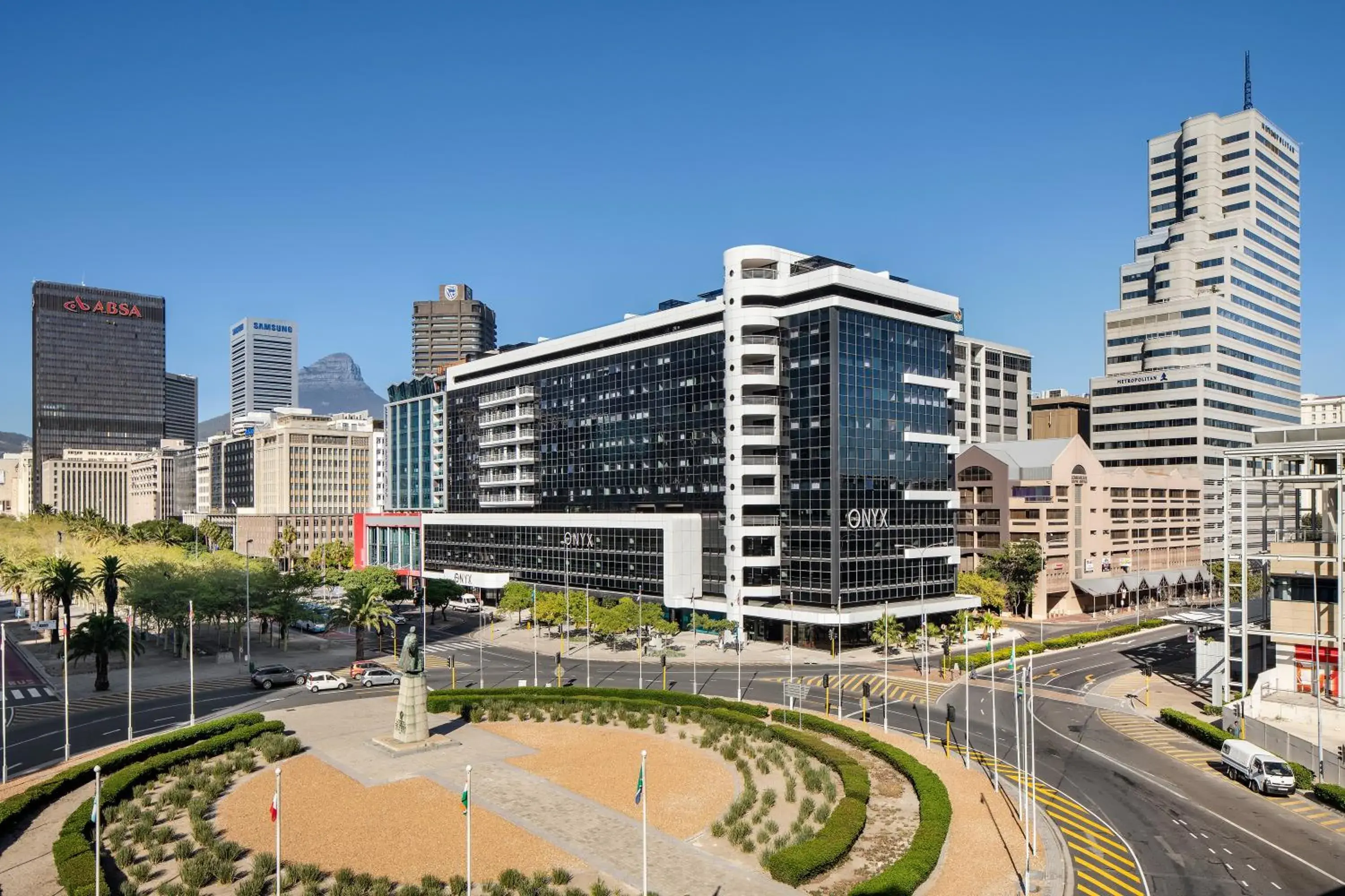 Facade/entrance in The Onyx Apartment Hotel by NEWMARK Facade/entrance in The Onyx Apartment Hotel by NEWMARK