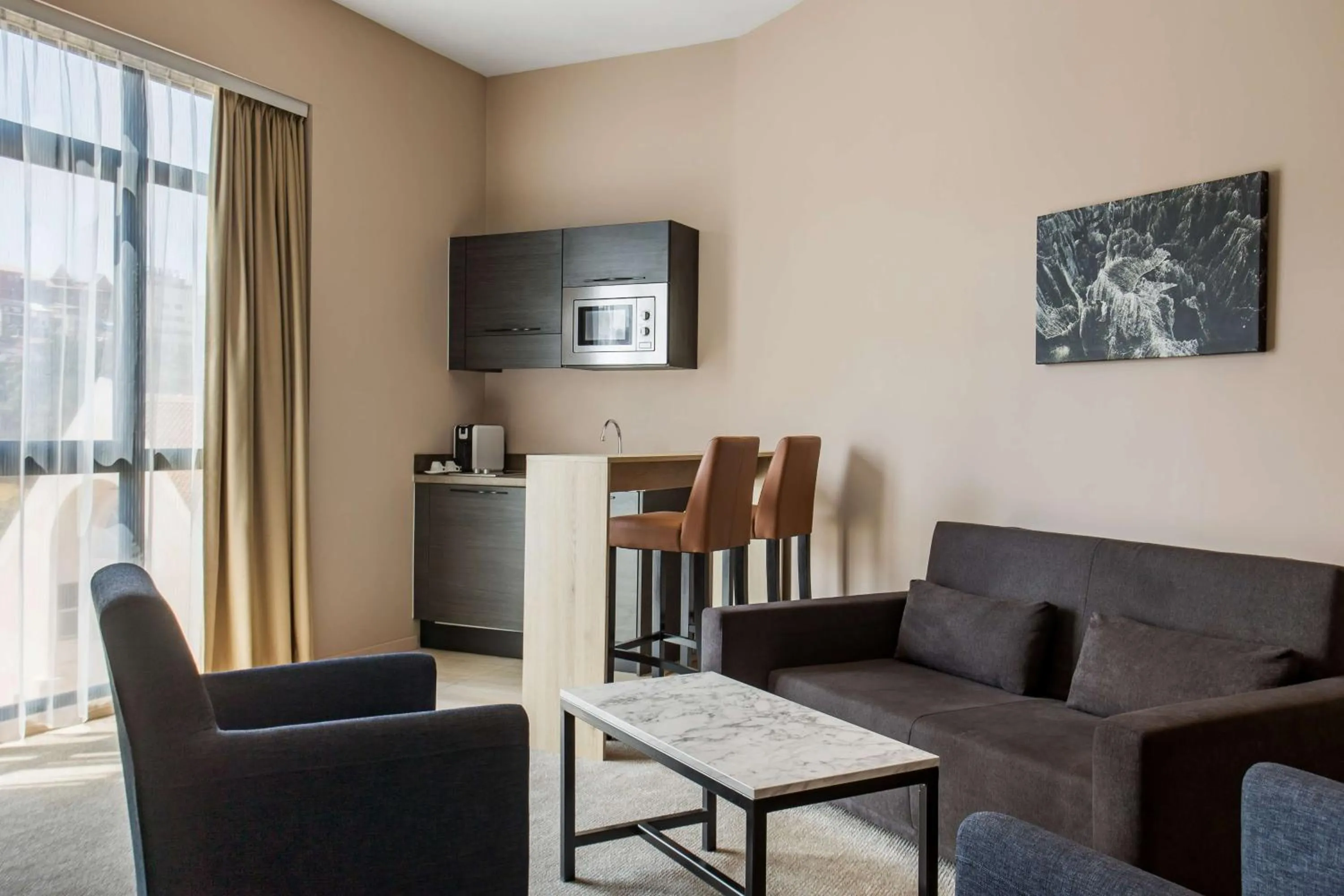 Photo of the whole room in Radisson Serviced Apartments Antananarivo City Centre