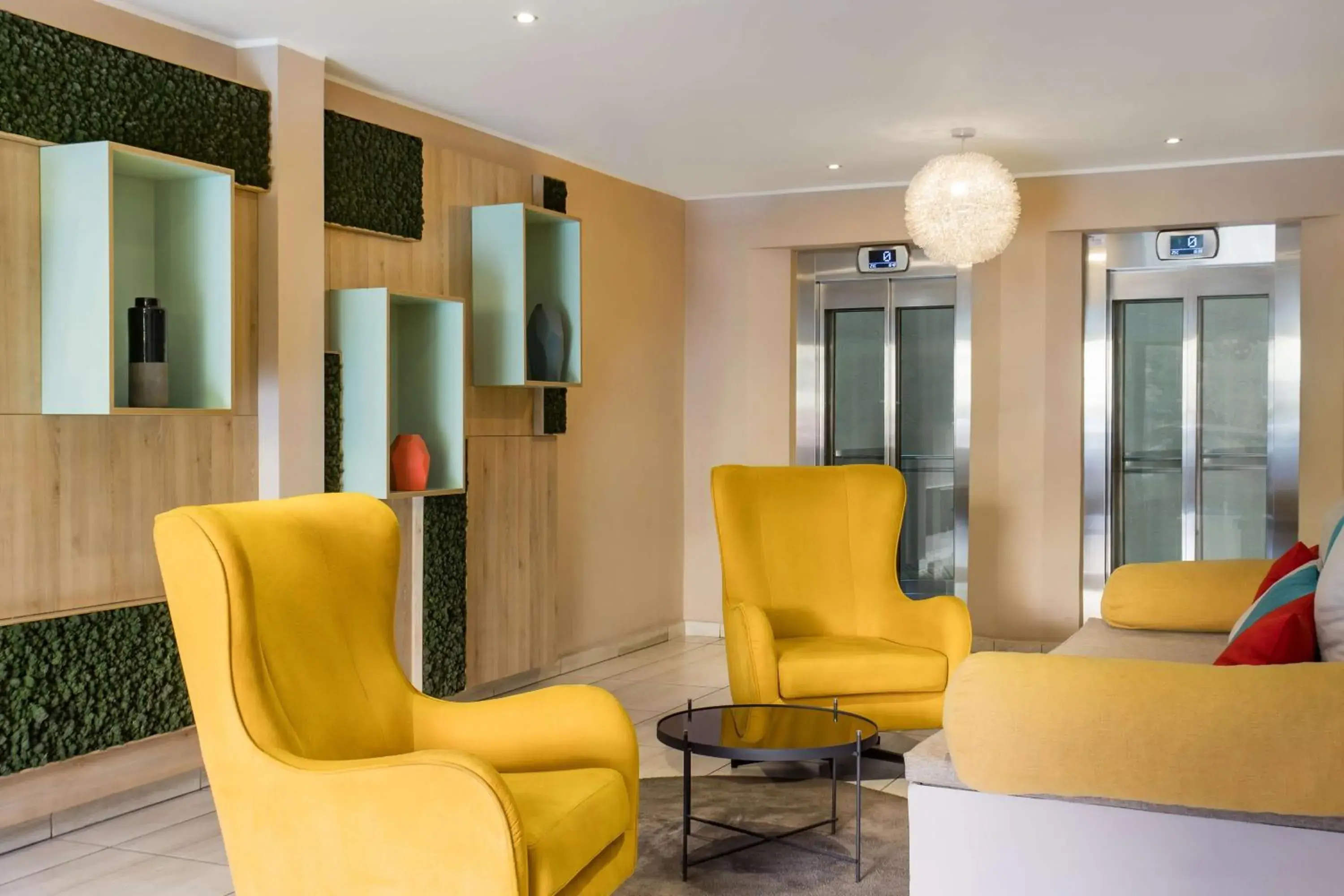 Lobby or reception in Radisson Serviced Apartments Antananarivo City Centre Lobby or reception in Radisson Serviced Apartments Antananarivo City Centre