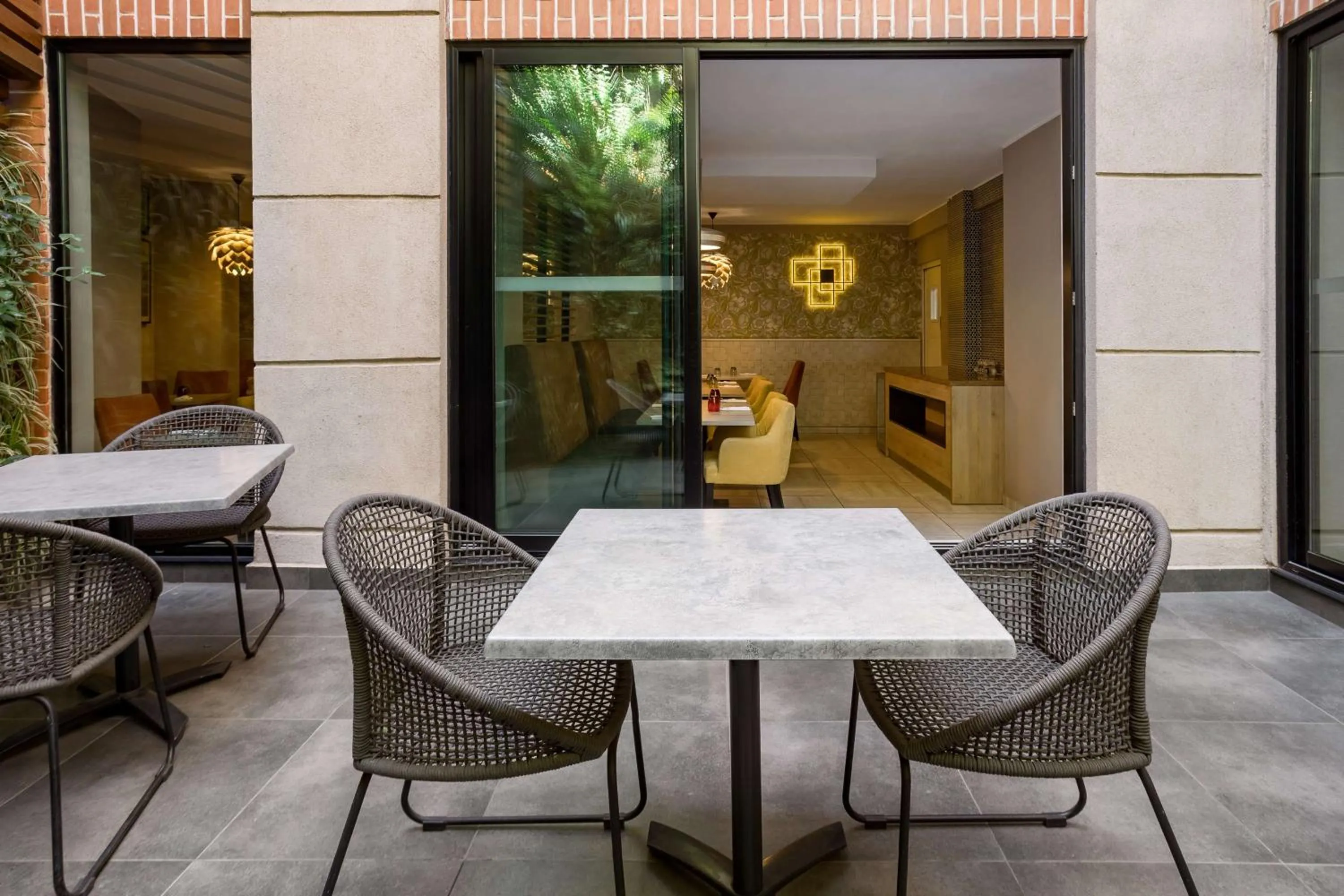 Dining area in Radisson Serviced Apartments Antananarivo City Centre