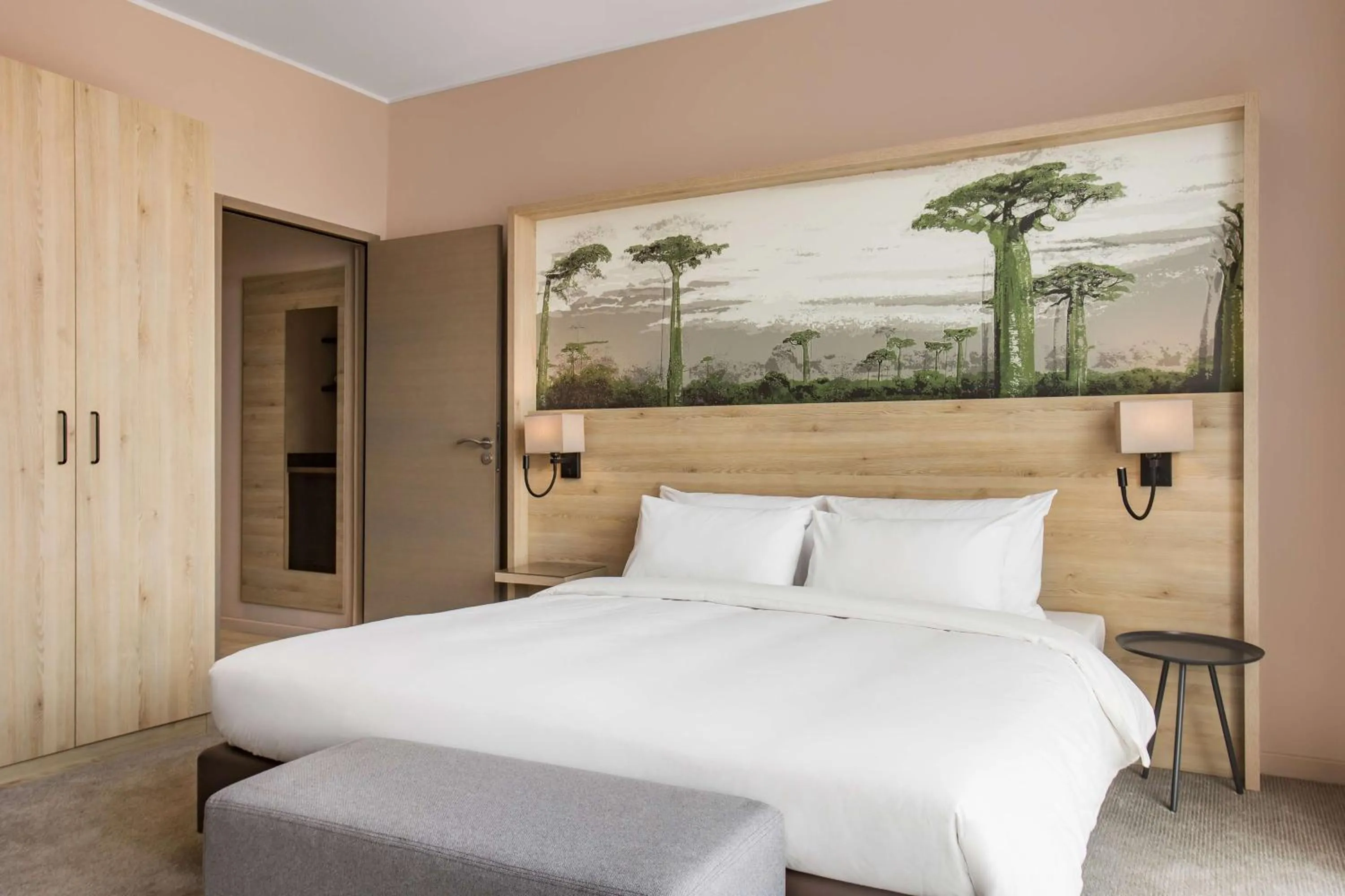 Photo of the whole room, Bed in Radisson Serviced Apartments Antananarivo City Centre