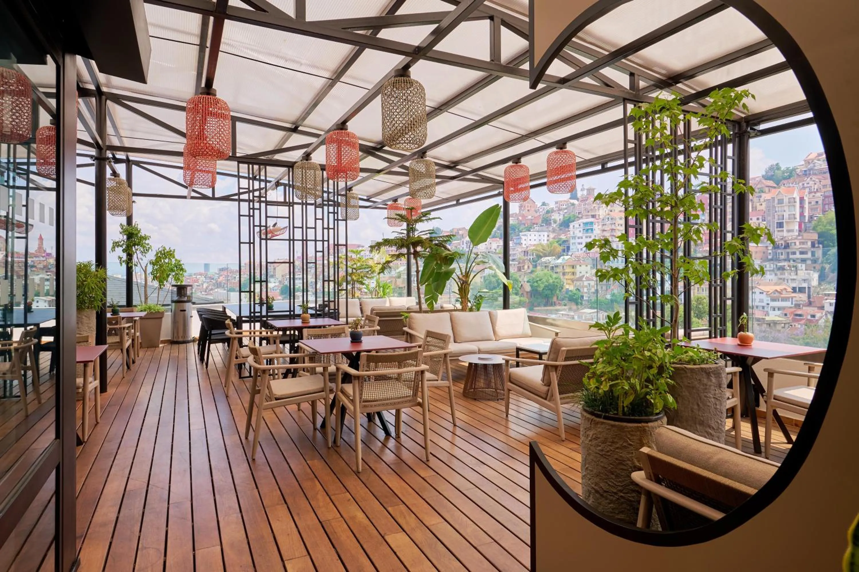 Restaurant/places to eat in Radisson Serviced Apartments Antananarivo City Centre