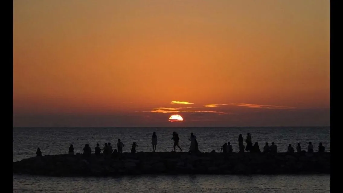 Beach in Mini Chula Inn