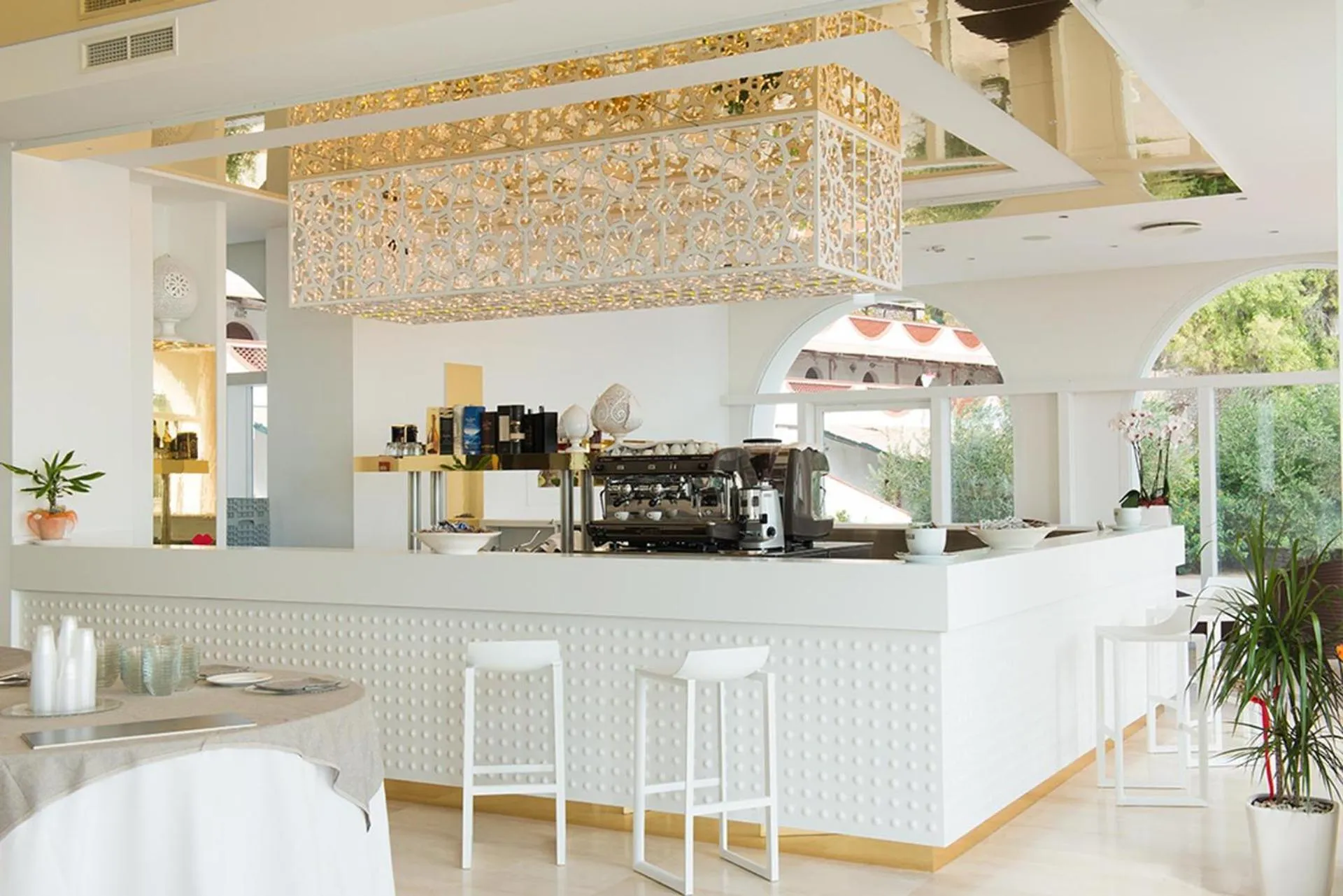 Restaurant/places to eat in Mon Rêve Resort