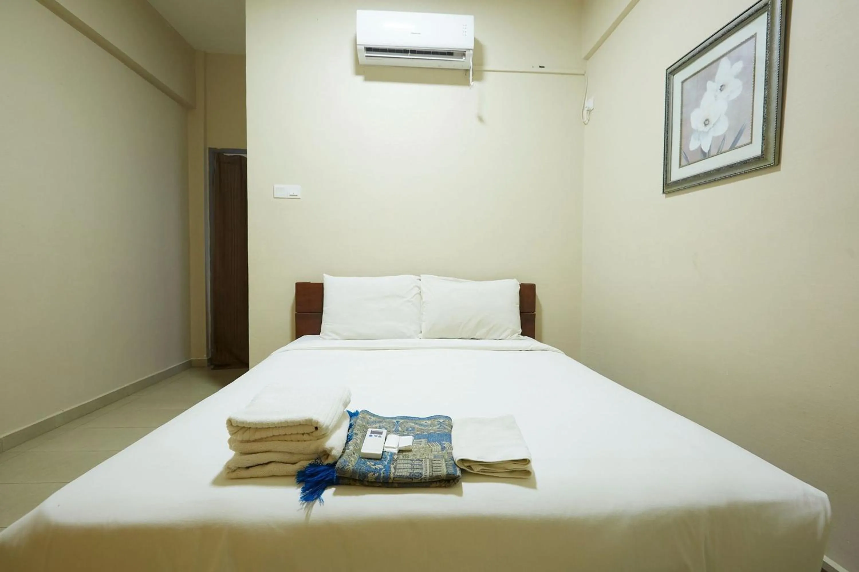 Photo of the whole room in Mawar Villa, Batu Hitam