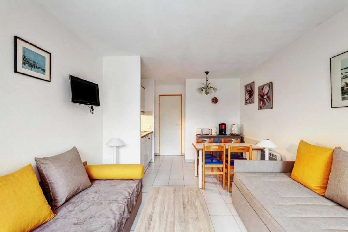 Bed in Residence La Pinede - maeva Home