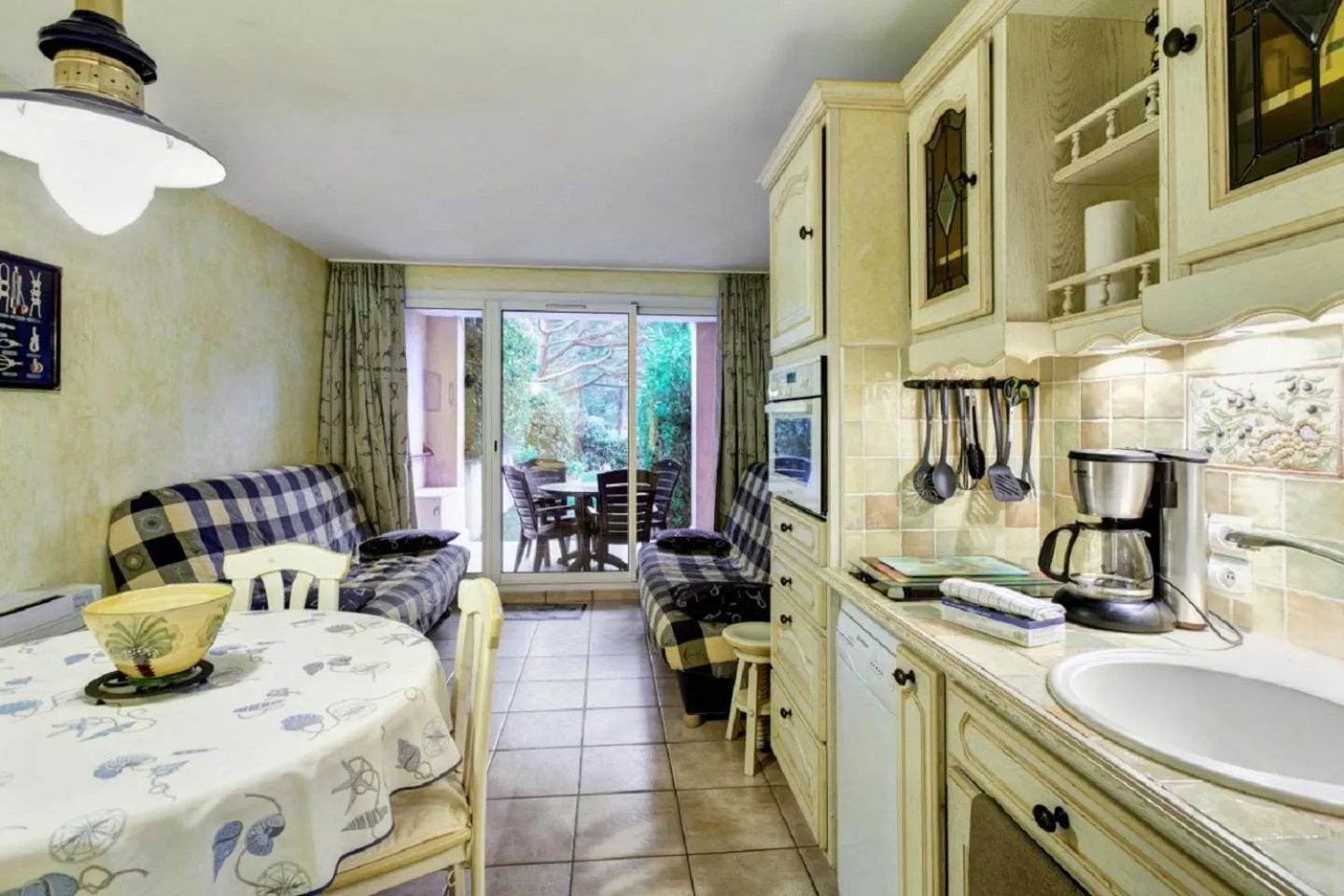 Kitchen or kitchenette in Residence La Pinede - maeva Home