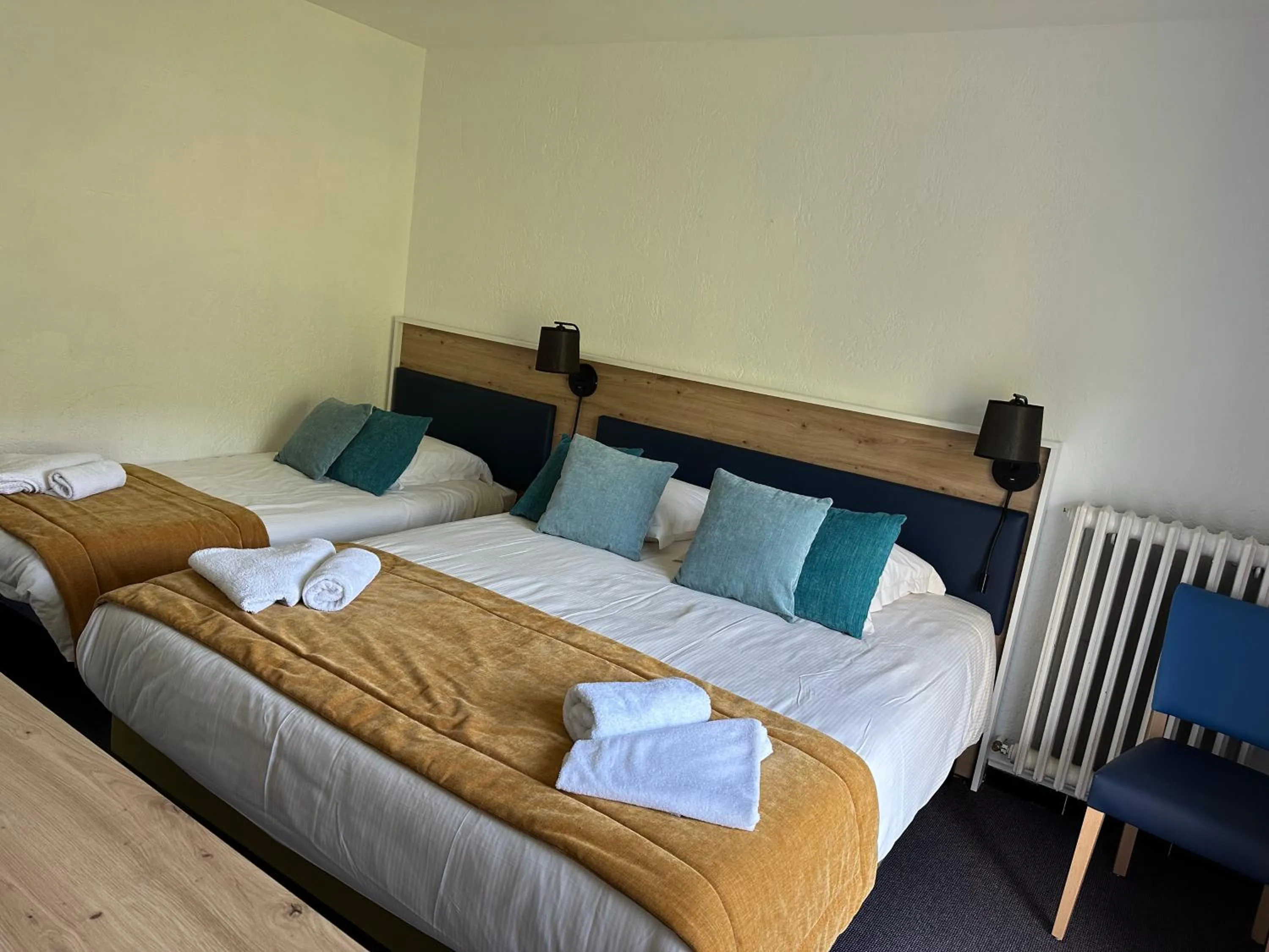 Bed in Hôtel Le Blainon