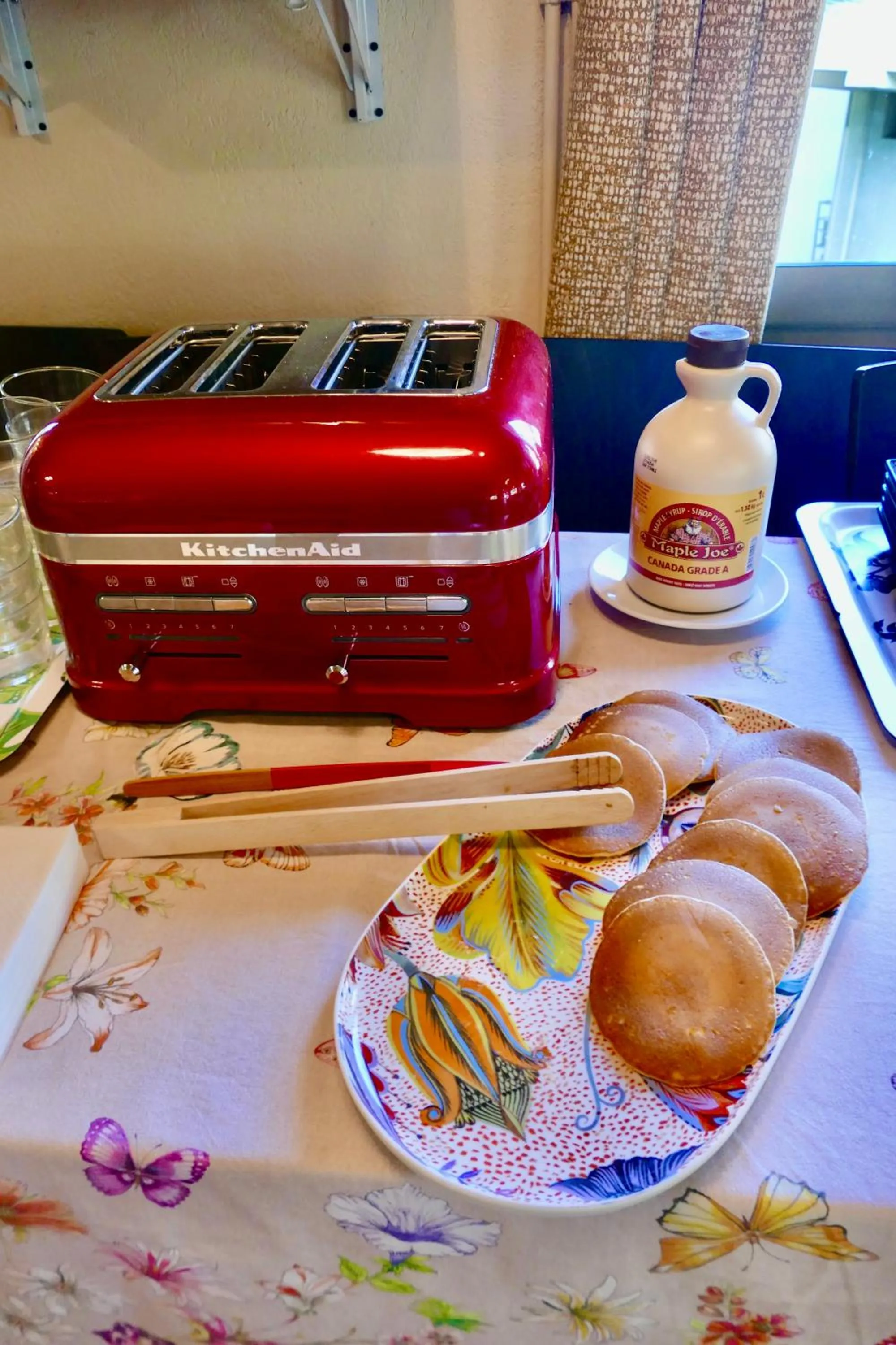 Continental breakfast in Hôtel Le Blainon