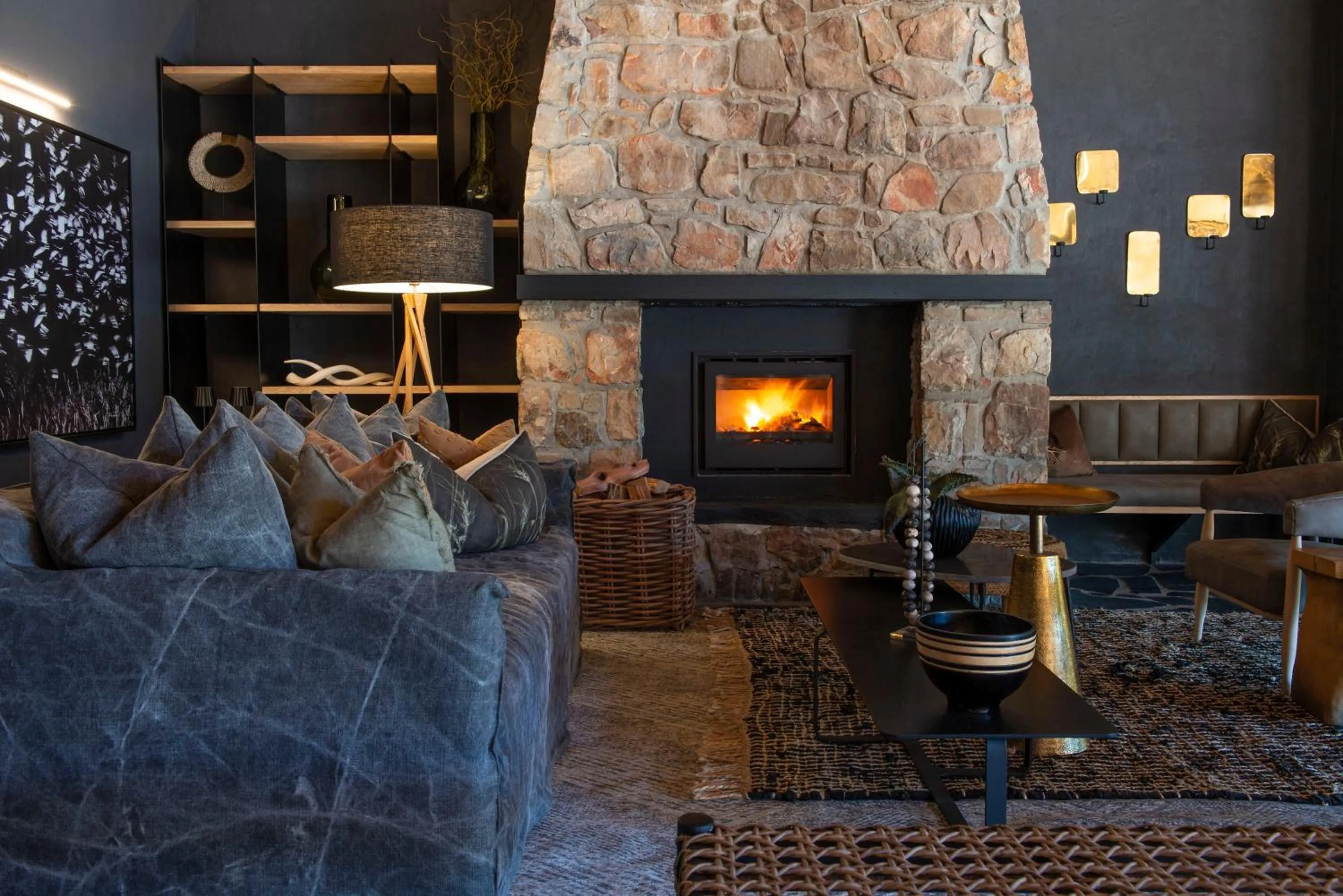 Lounge or bar in Shamwari Bayethe