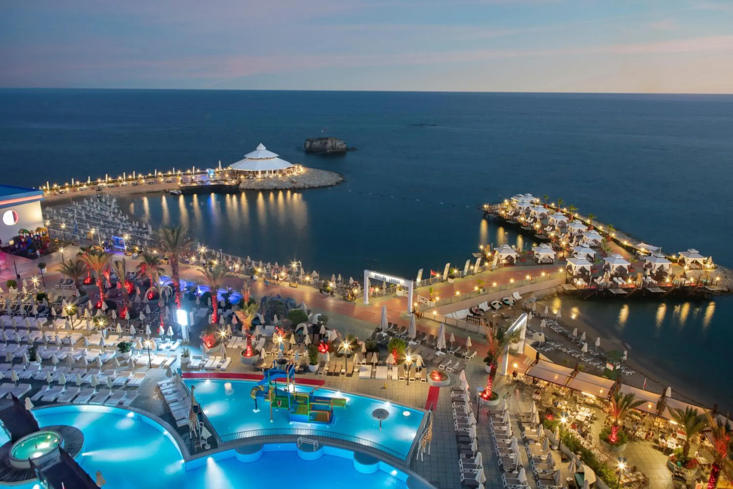 Swimming pool, Bird's-eye View in Granada Luxury Okurcalar