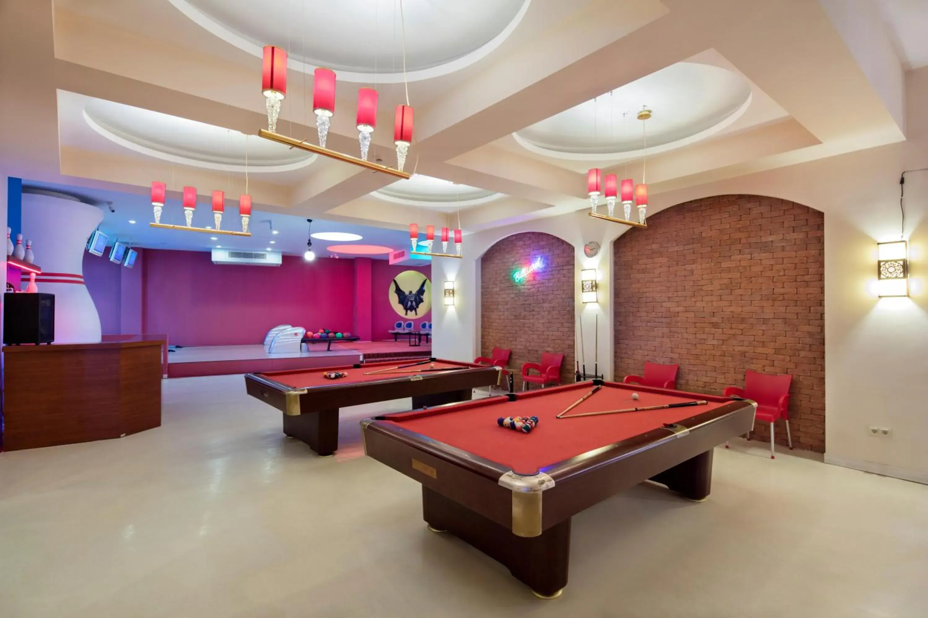 Activities, Billiards in Granada Luxury Okurcalar