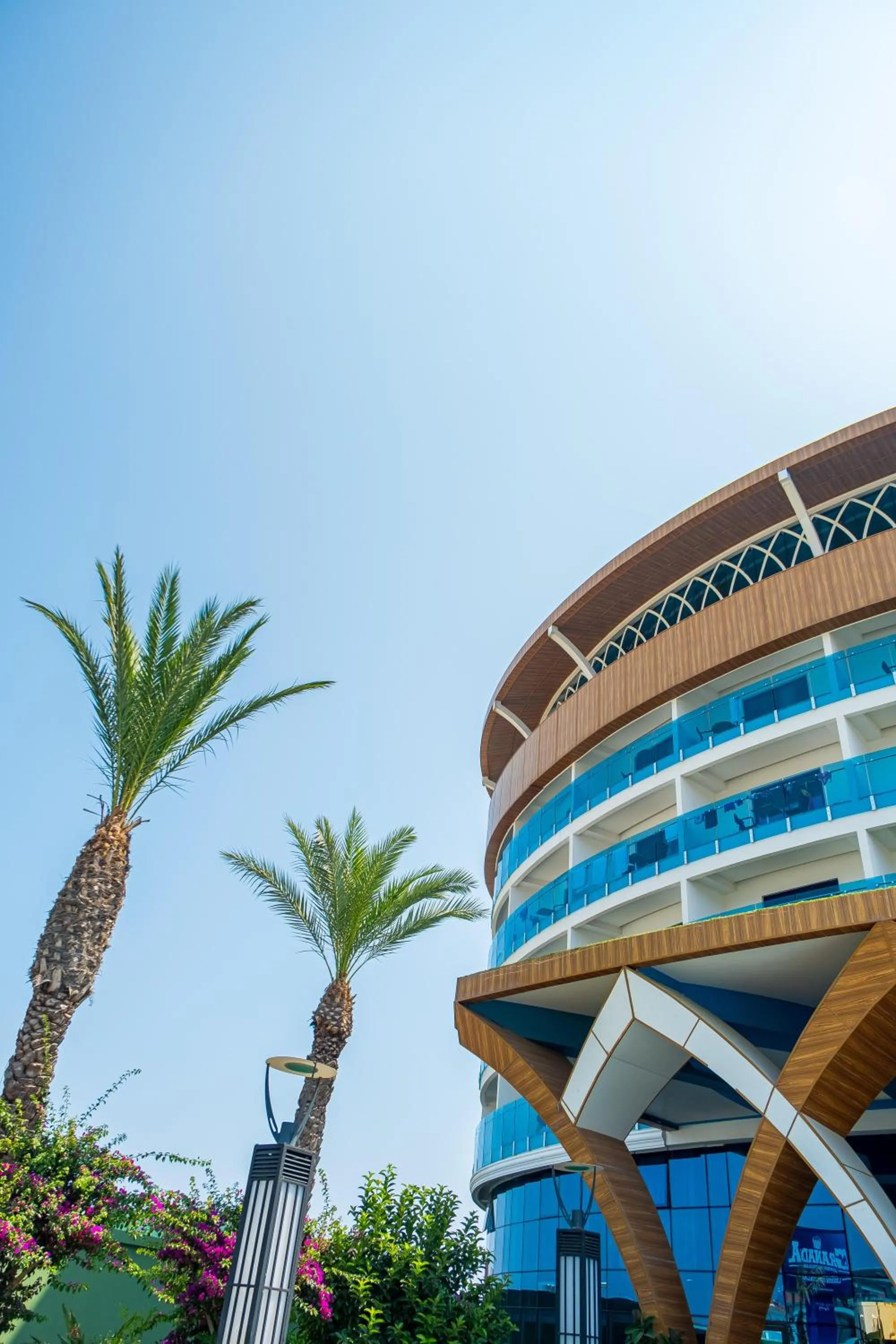 Property building in Granada Luxury Okurcalar