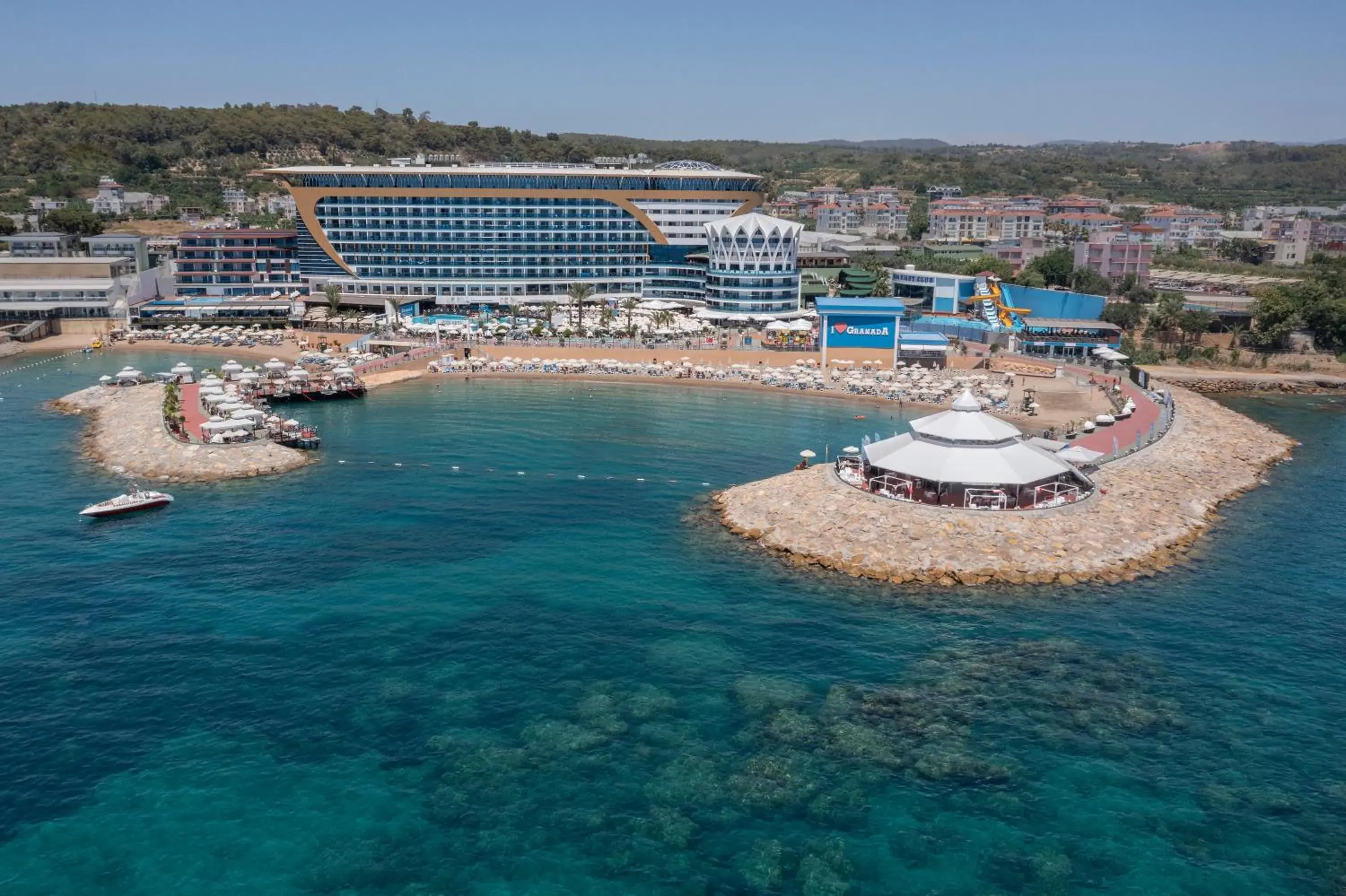 Beach, Bird's-eye View in Granada Luxury Okurcalar